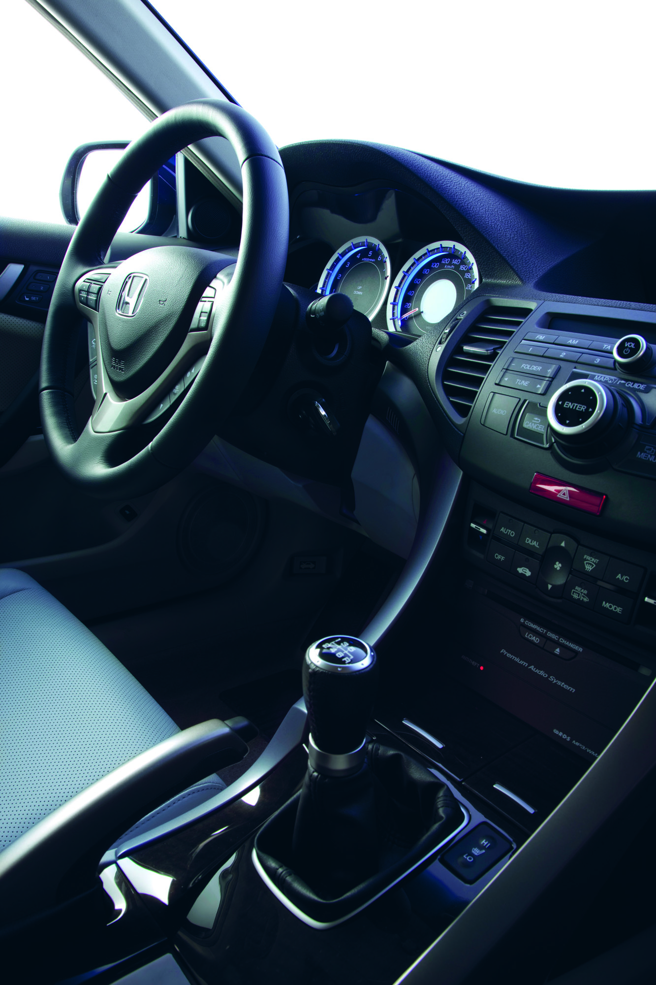 Honda Accord Tourer photo #66