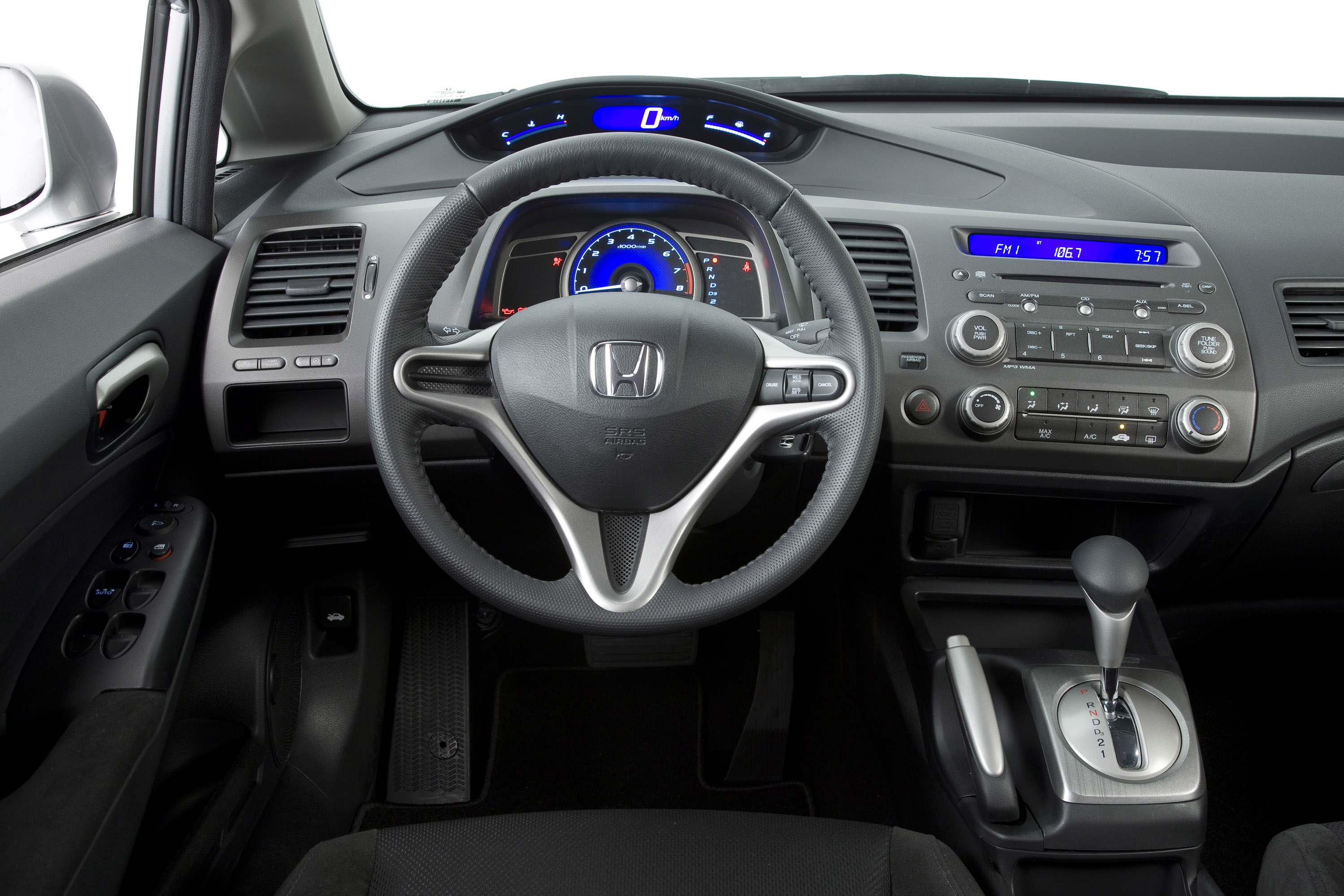 Honda Civic Sedan photo #17