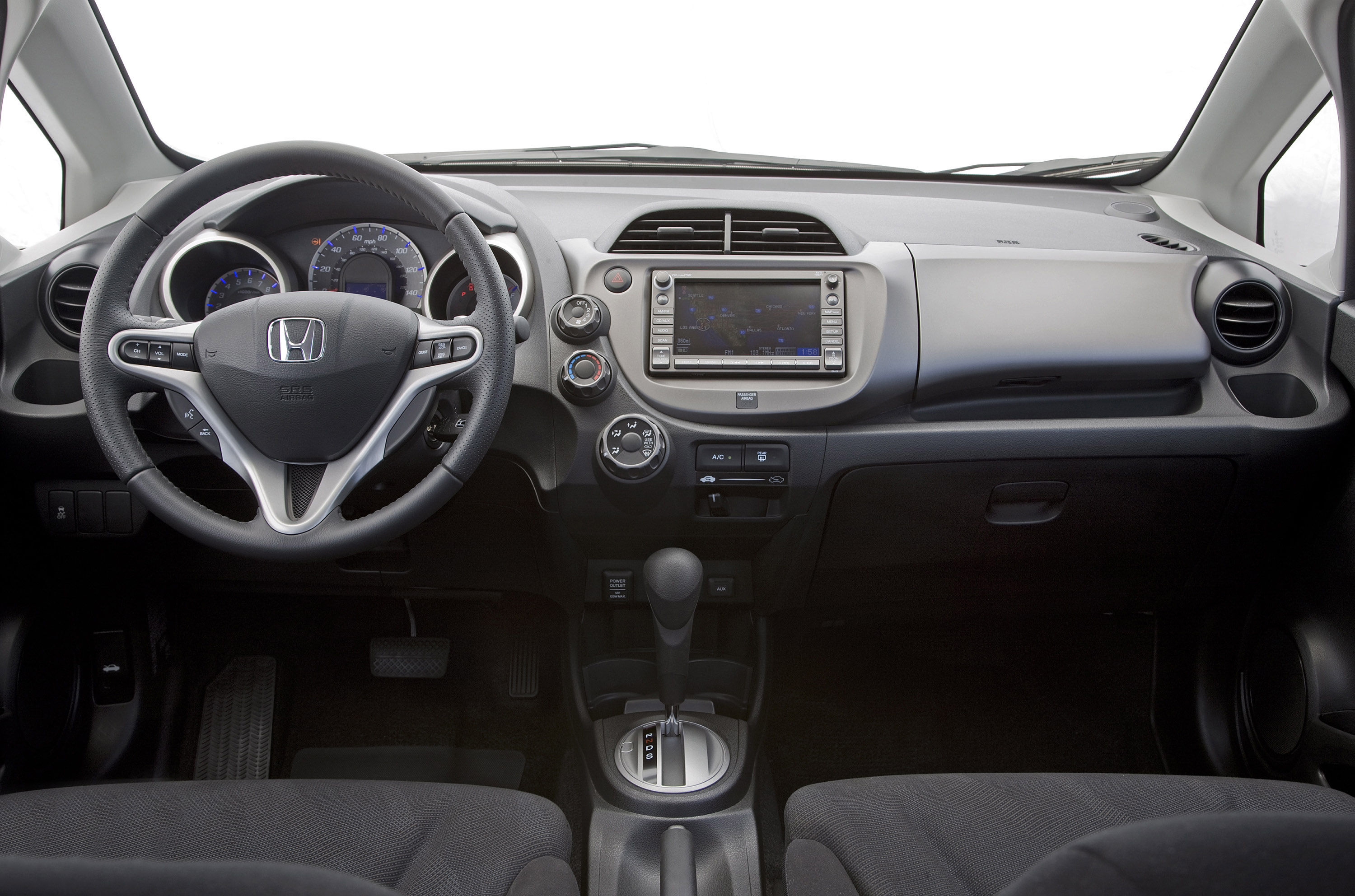 Honda Fit Sport photo #97