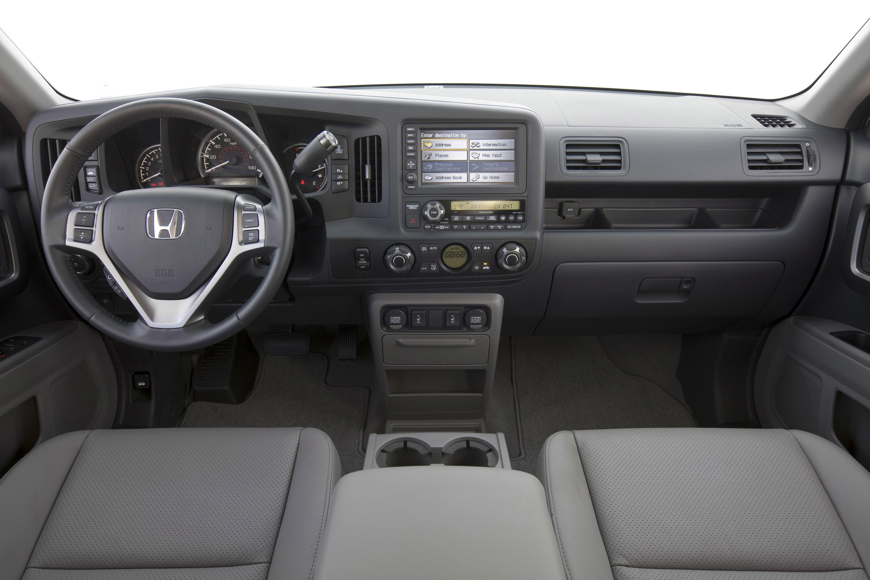 Honda Ridgeline photo #38