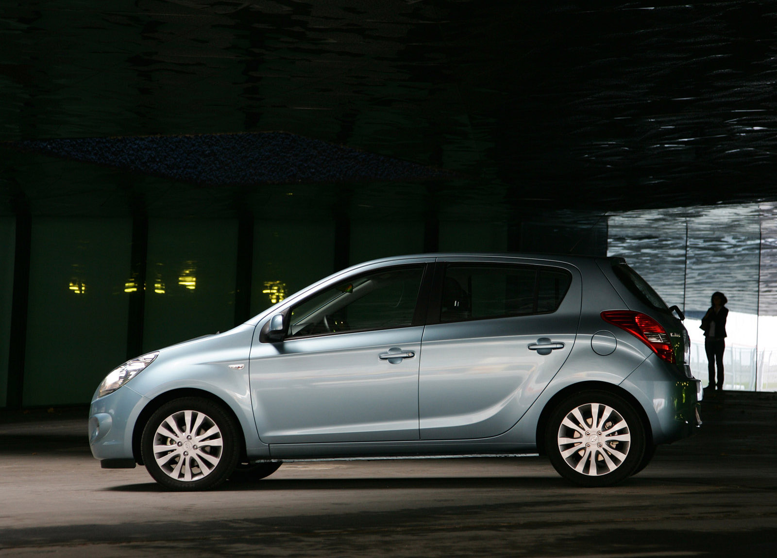 Hyundai i20 photo #35