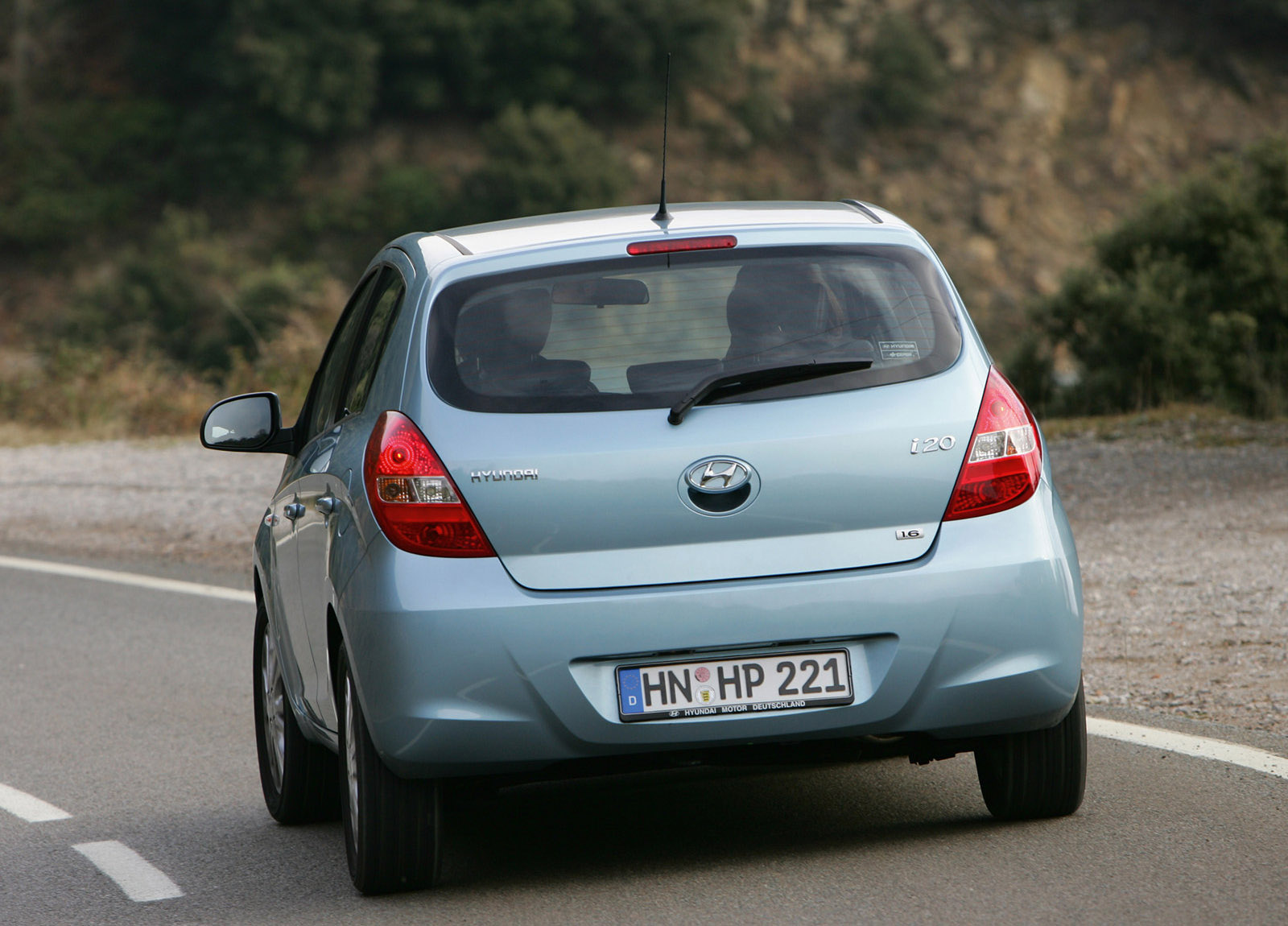 Hyundai i20 photo #38