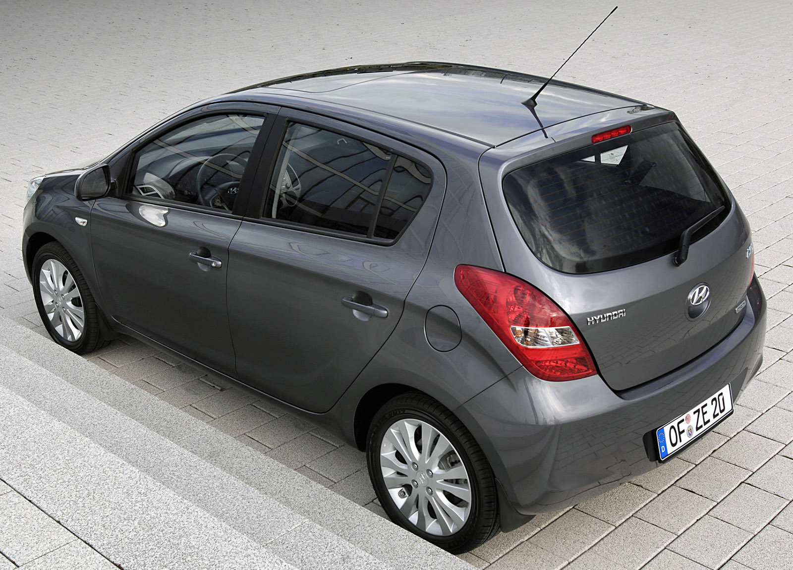 Hyundai i20 photo #43
