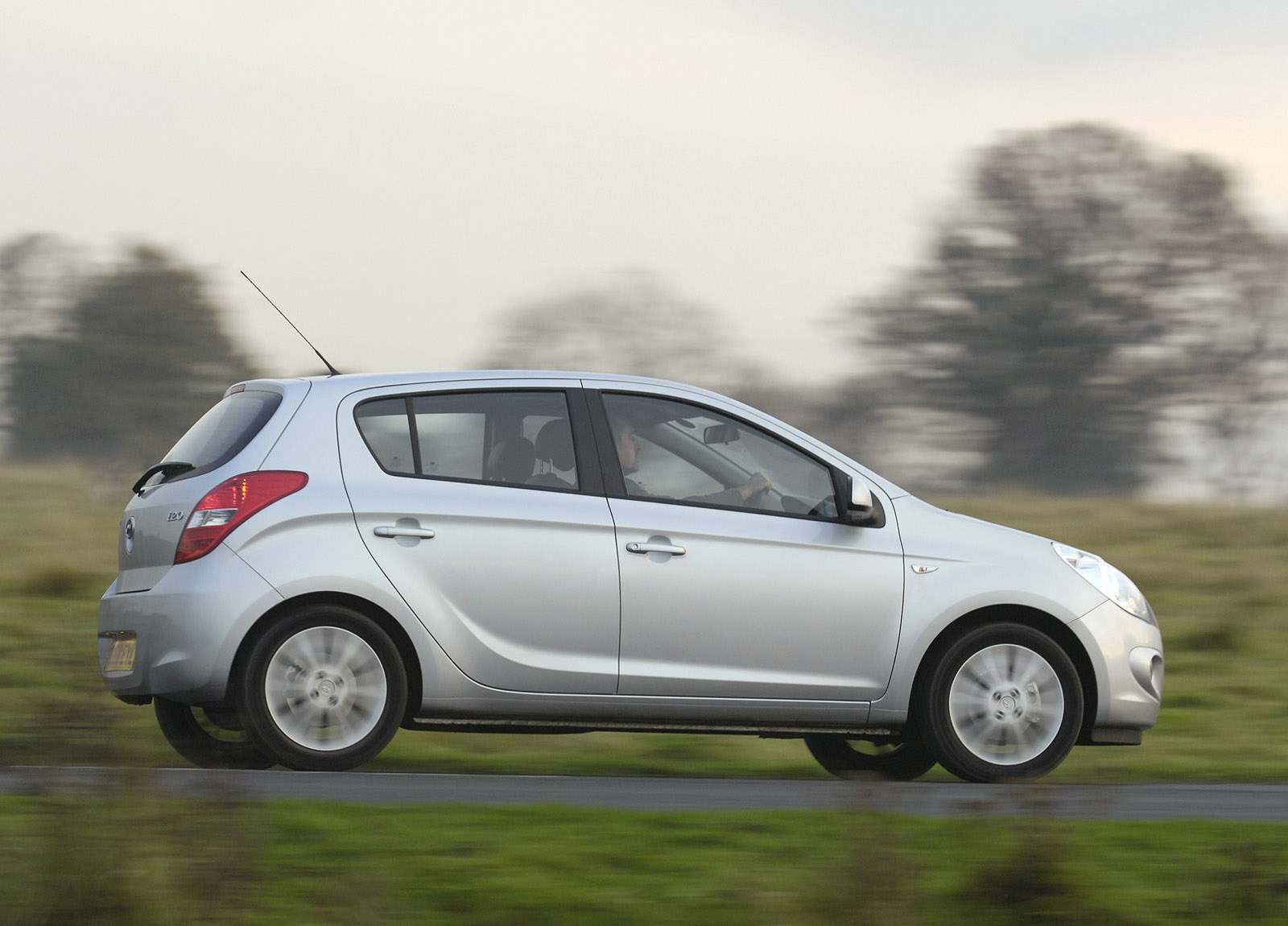 Hyundai i20 photo #48