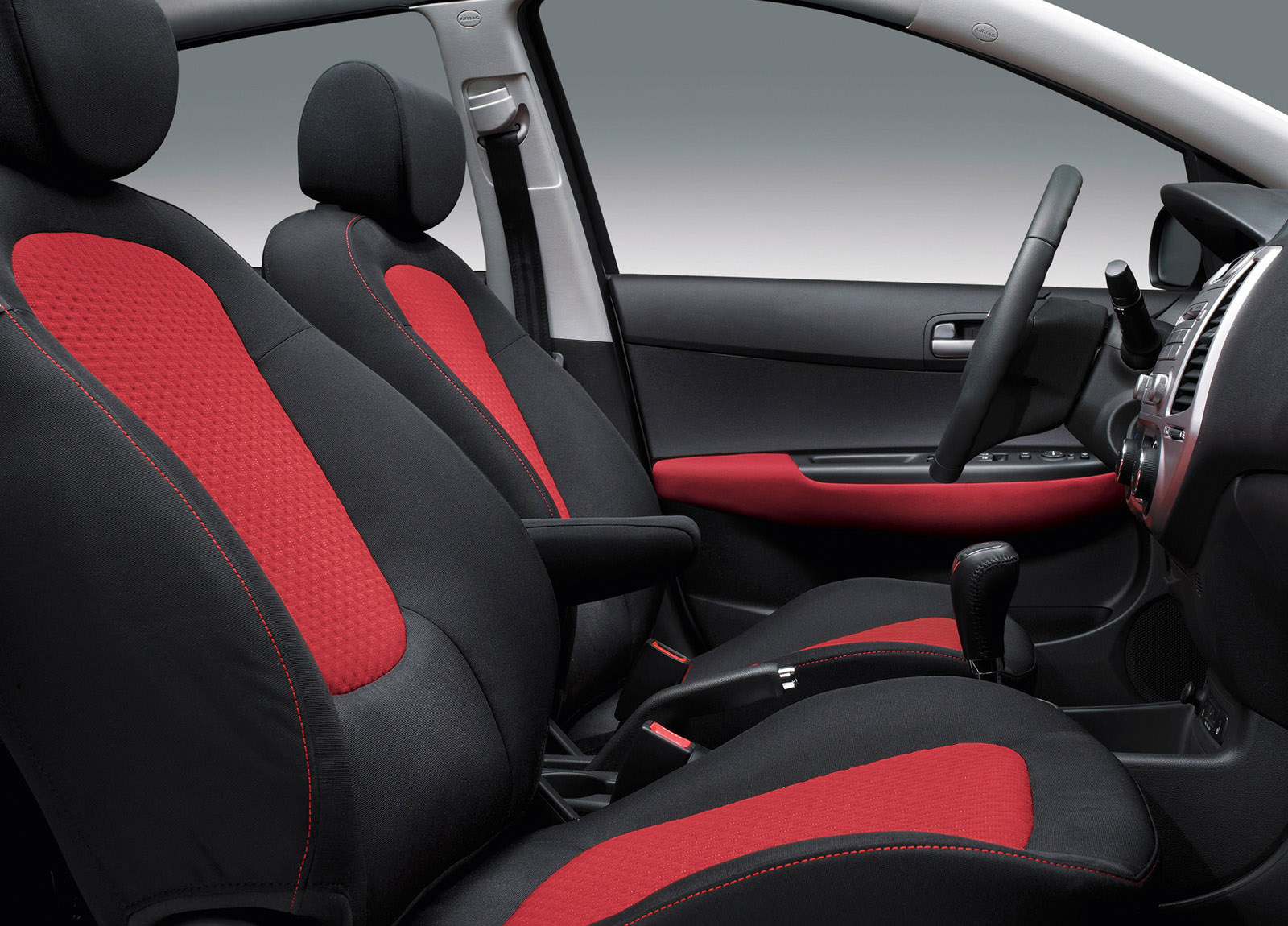 Hyundai i20 photo #86