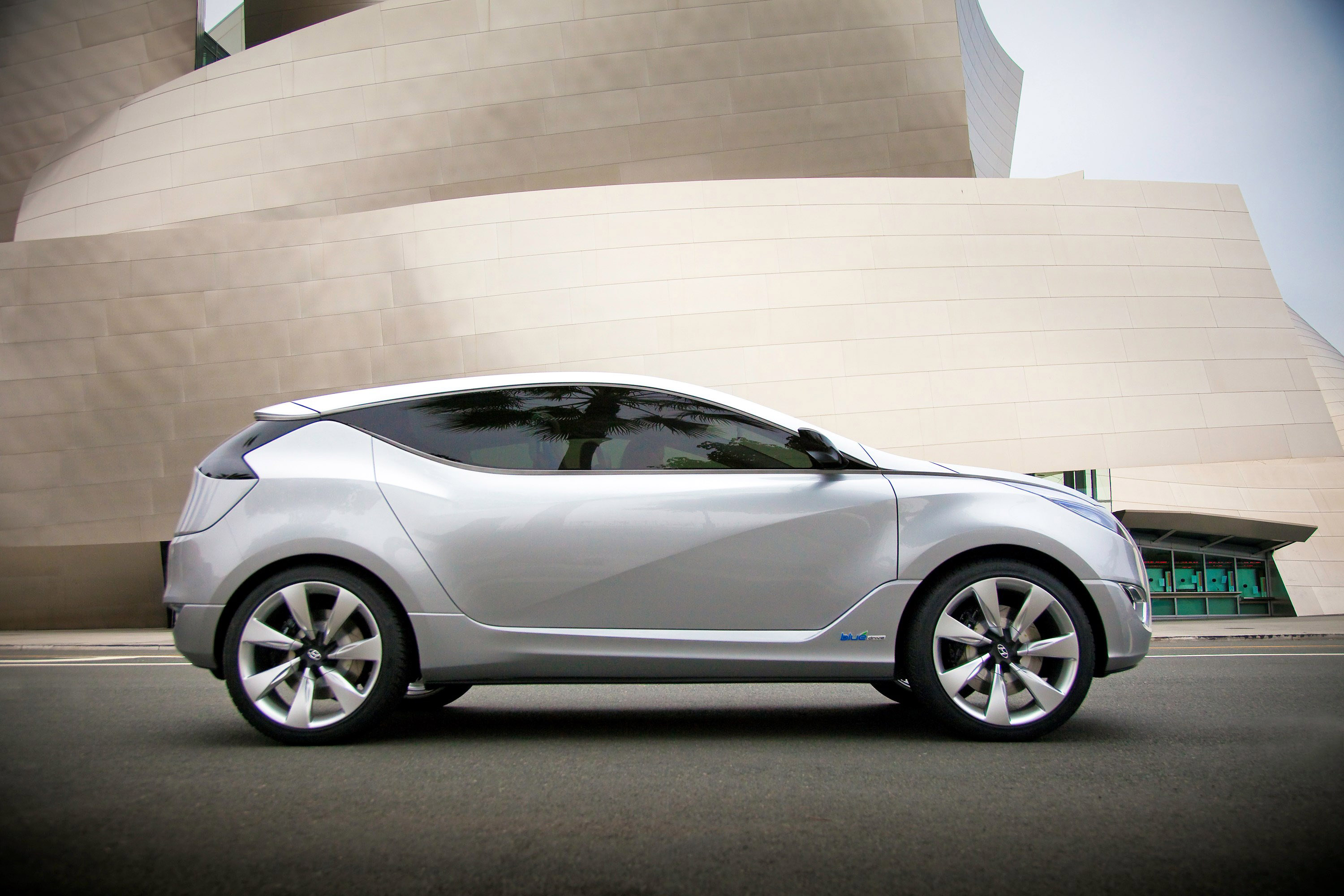 Hyundai Nuvis Concept photo #30