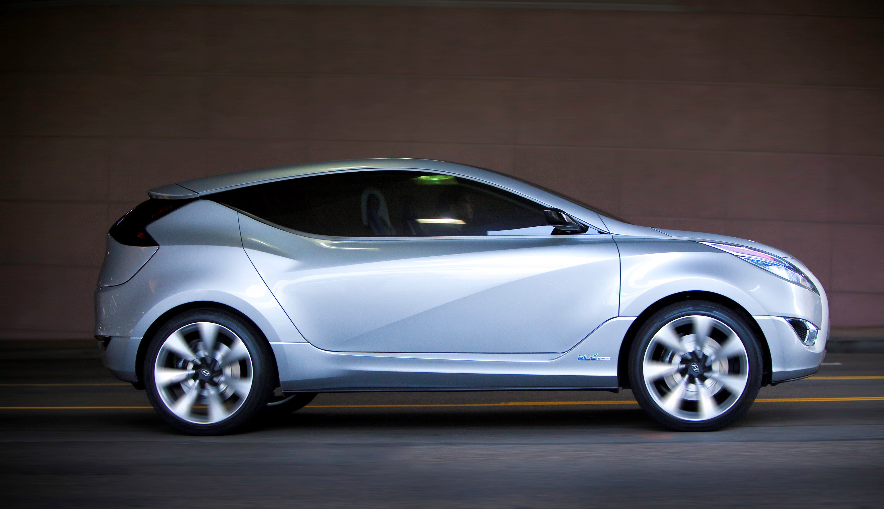 Hyundai Nuvis Concept photo #34