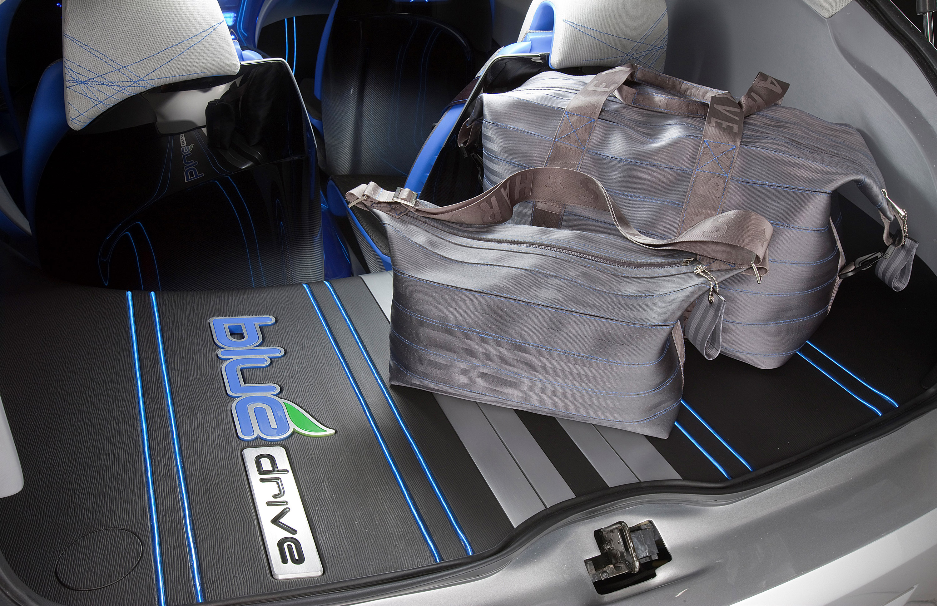 Hyundai Nuvis Concept photo #71