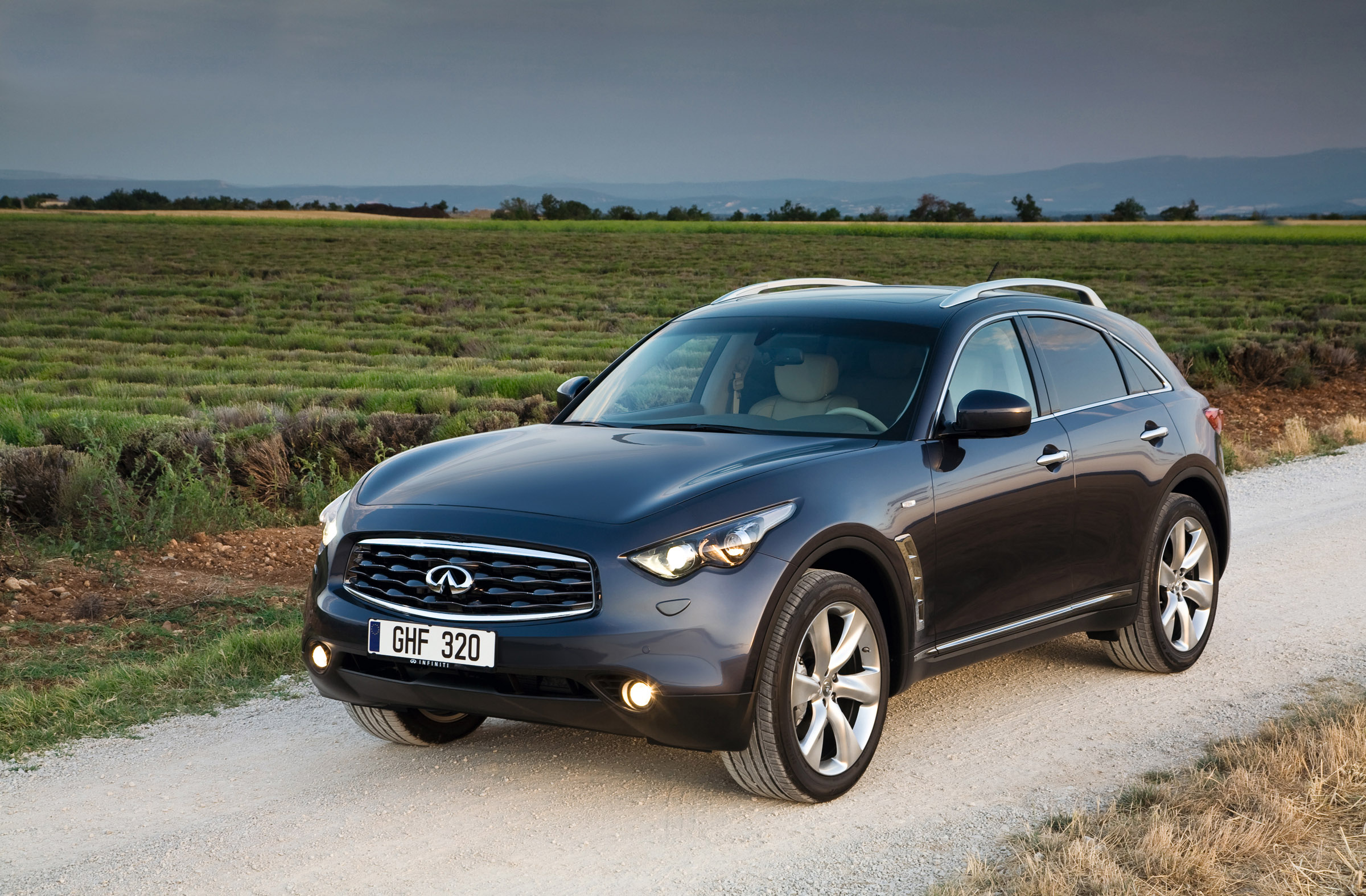 Infiniti FX37 photo #4