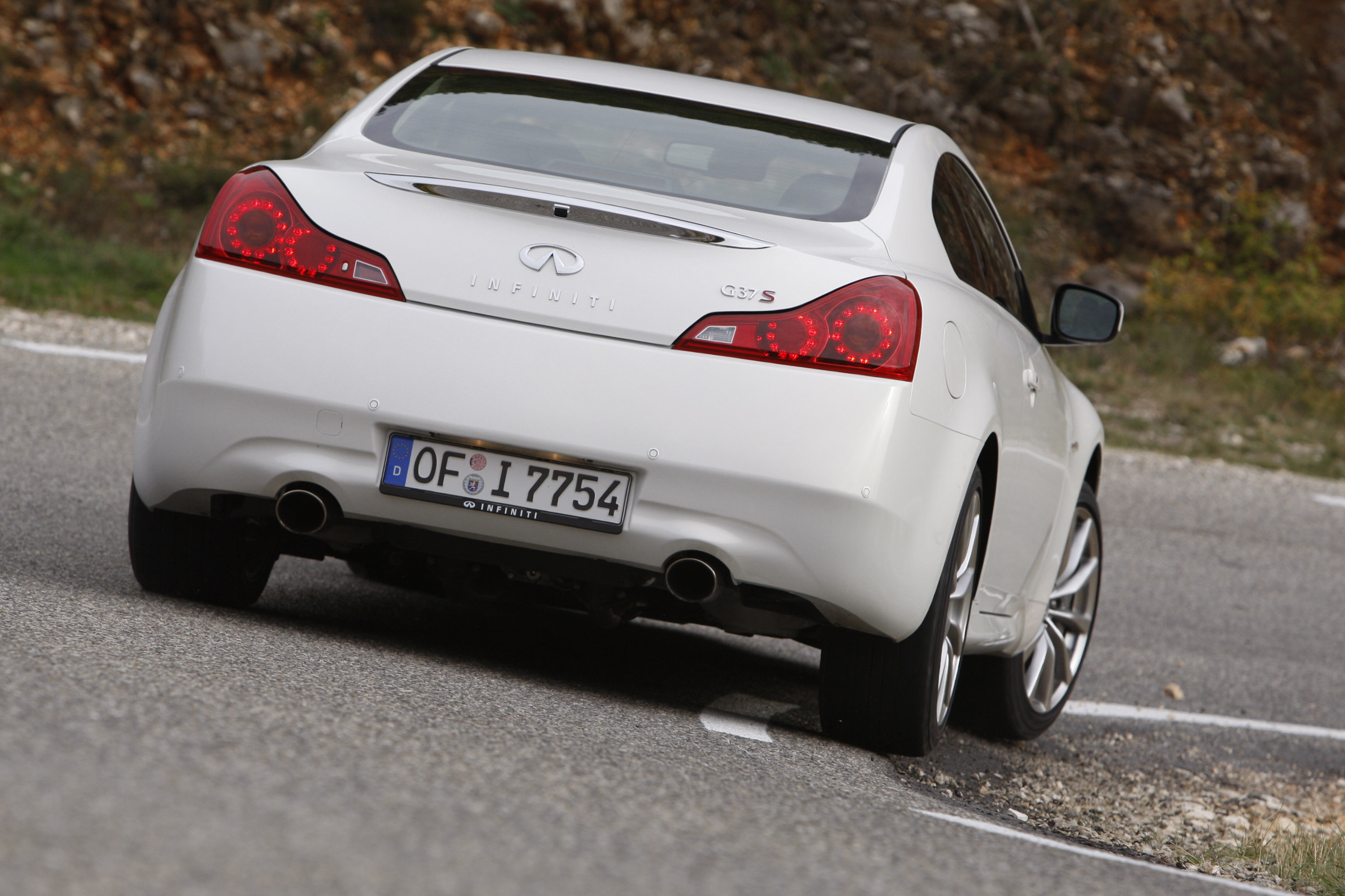 Infiniti G37 Coupe photo #15
