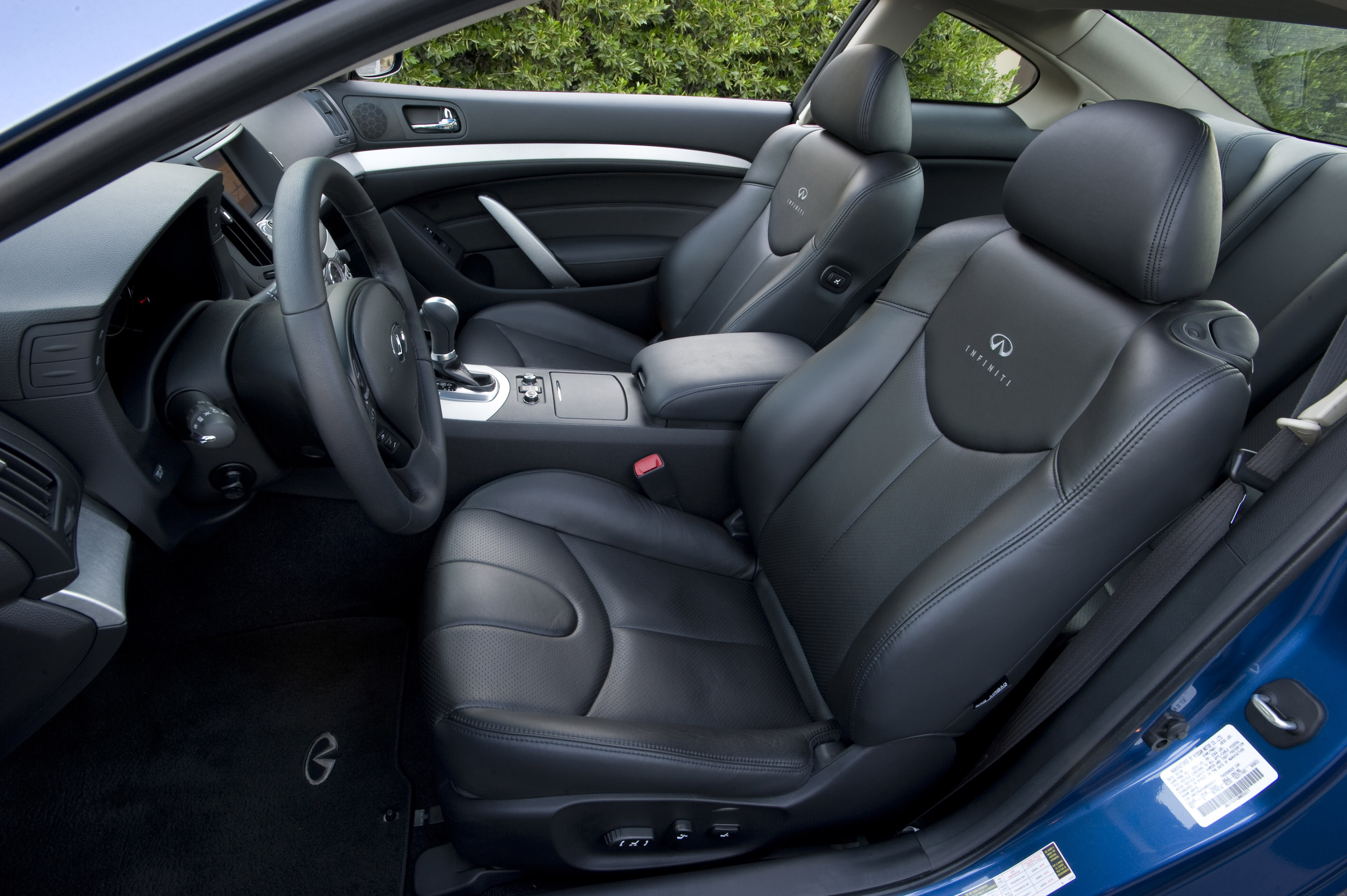 Infiniti G37 Coupe photo #26