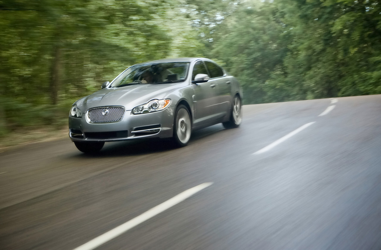 Jaguar XF photo #3