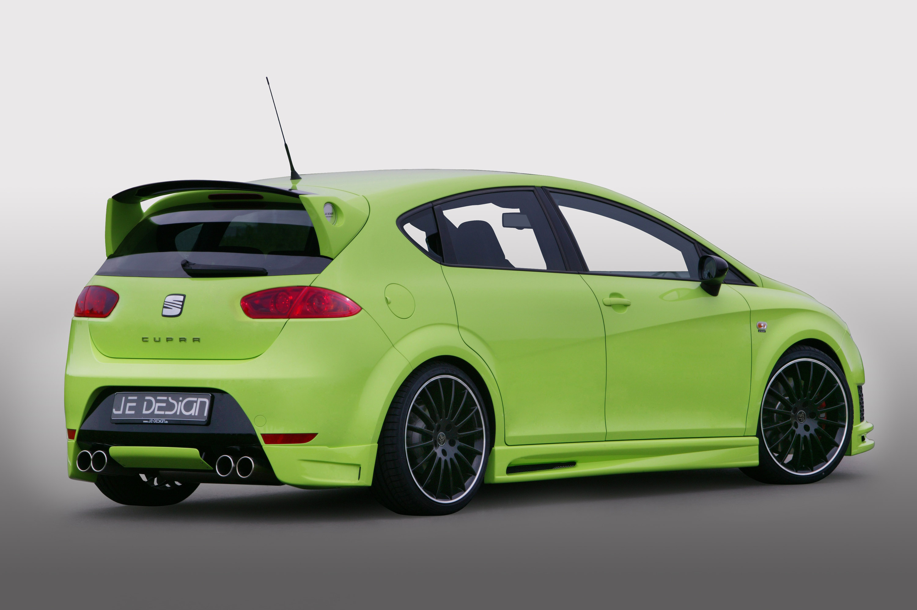 JE DESIGN Seat Leon Cupra photo #4