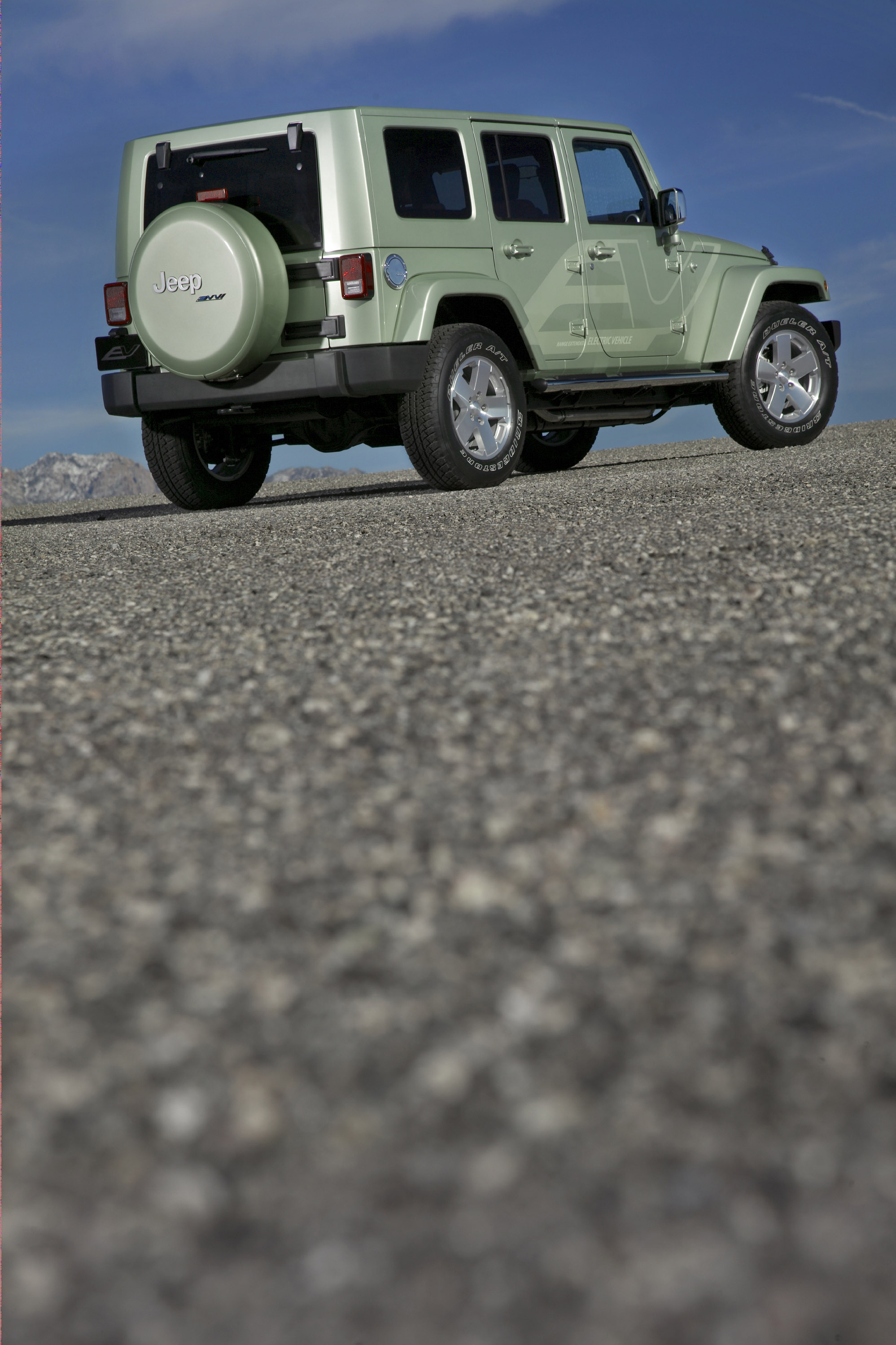 Jeep Wrangler Unlimited EV photo #6