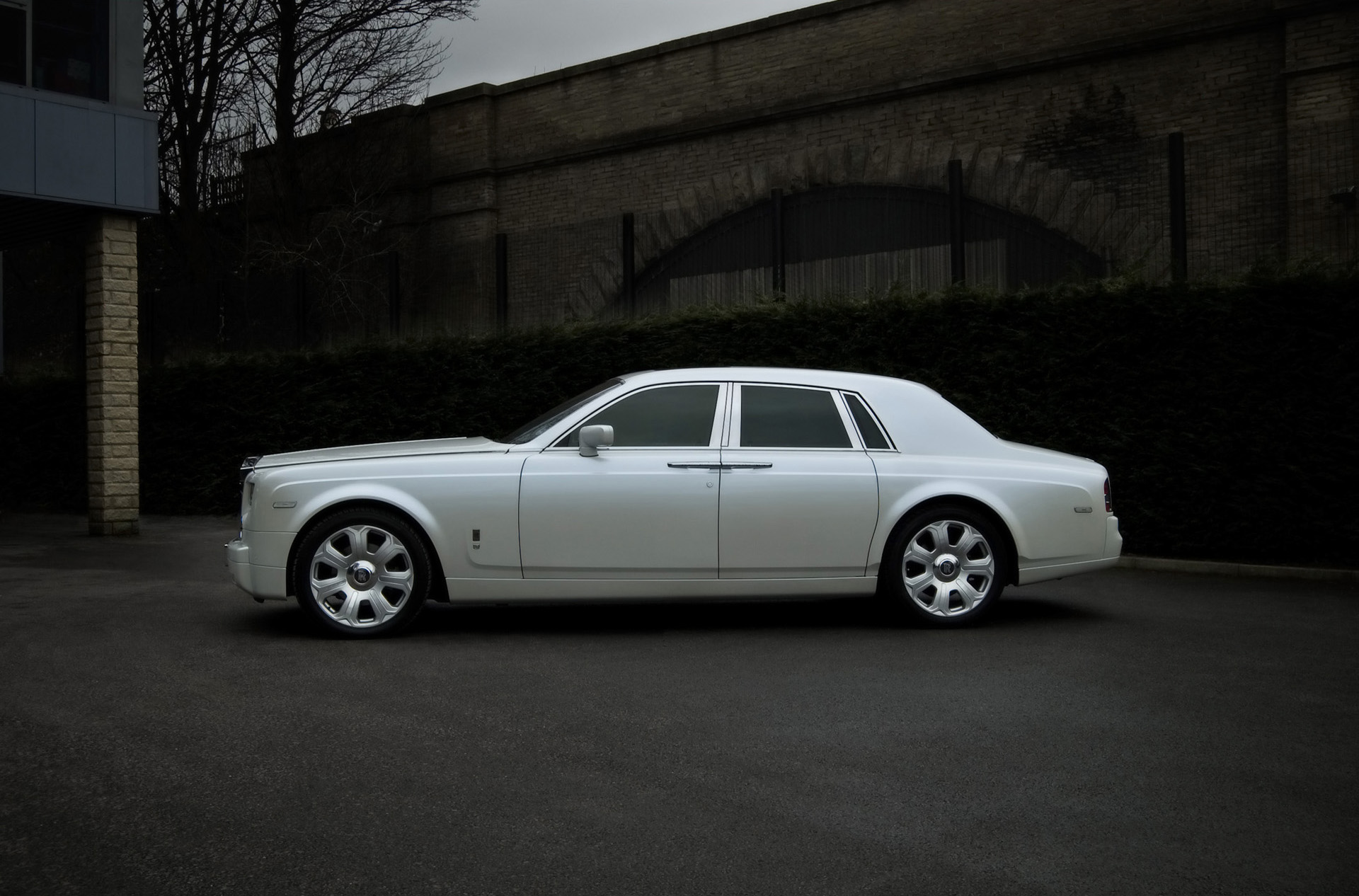 Kahn Rolls-Royce Phantom photo #4