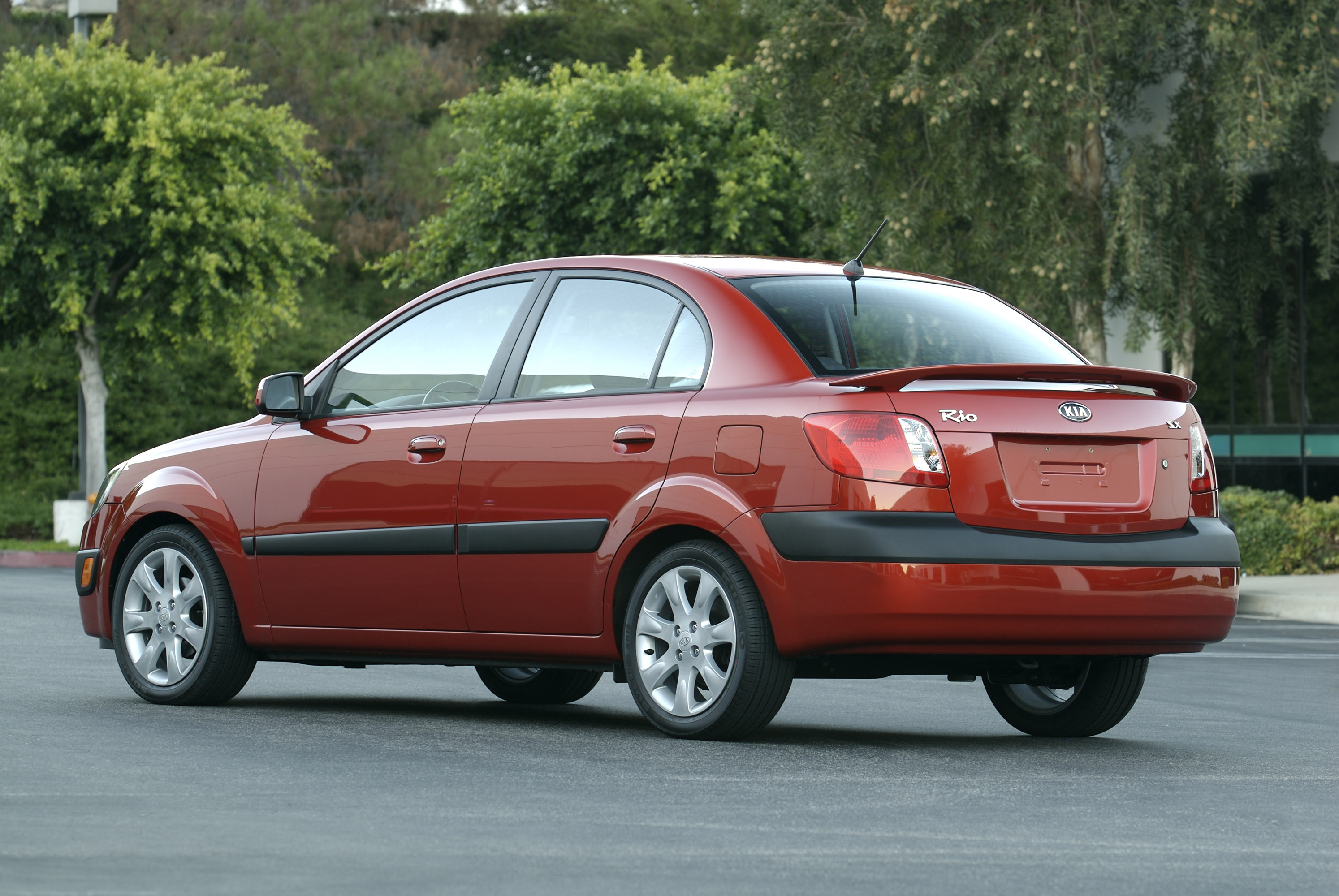 2009 Kia Rio HD Pictures