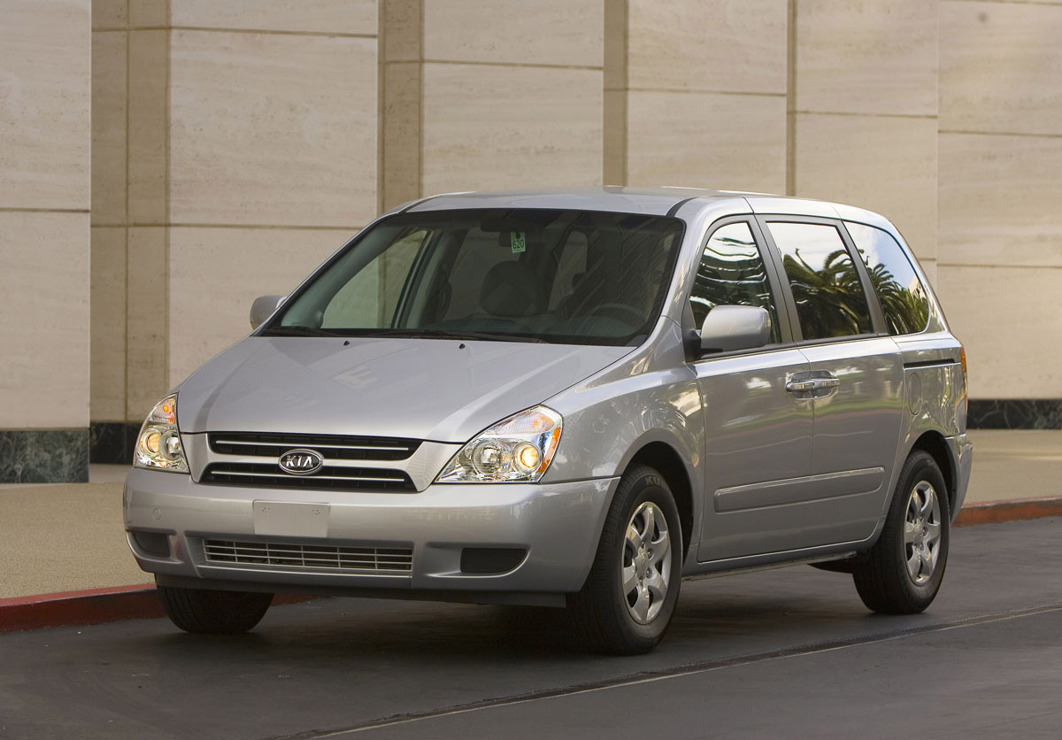 Kia Sedona photo #4