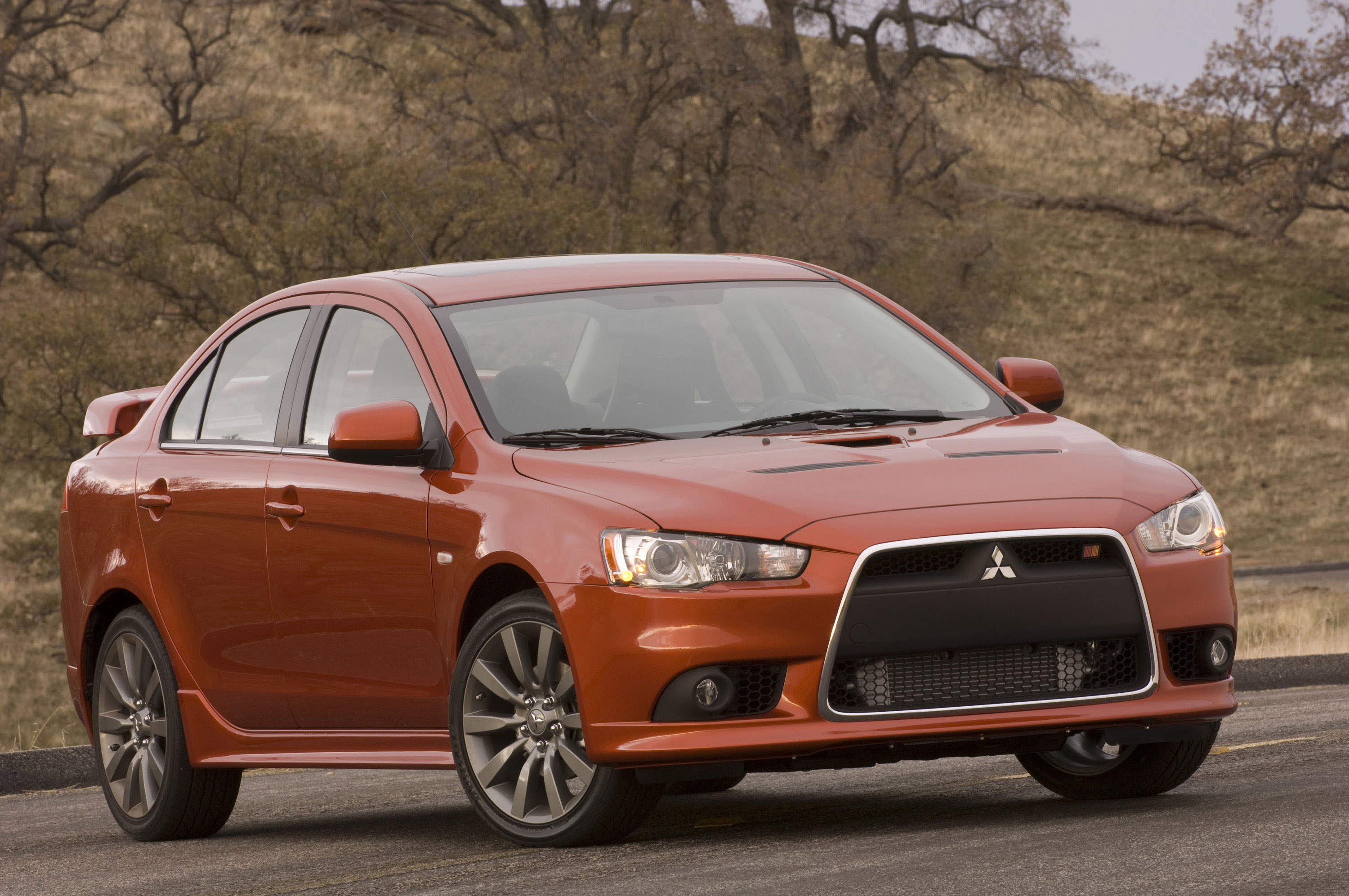 Mitsubishi Lancer Sportback Ralliart photo #2