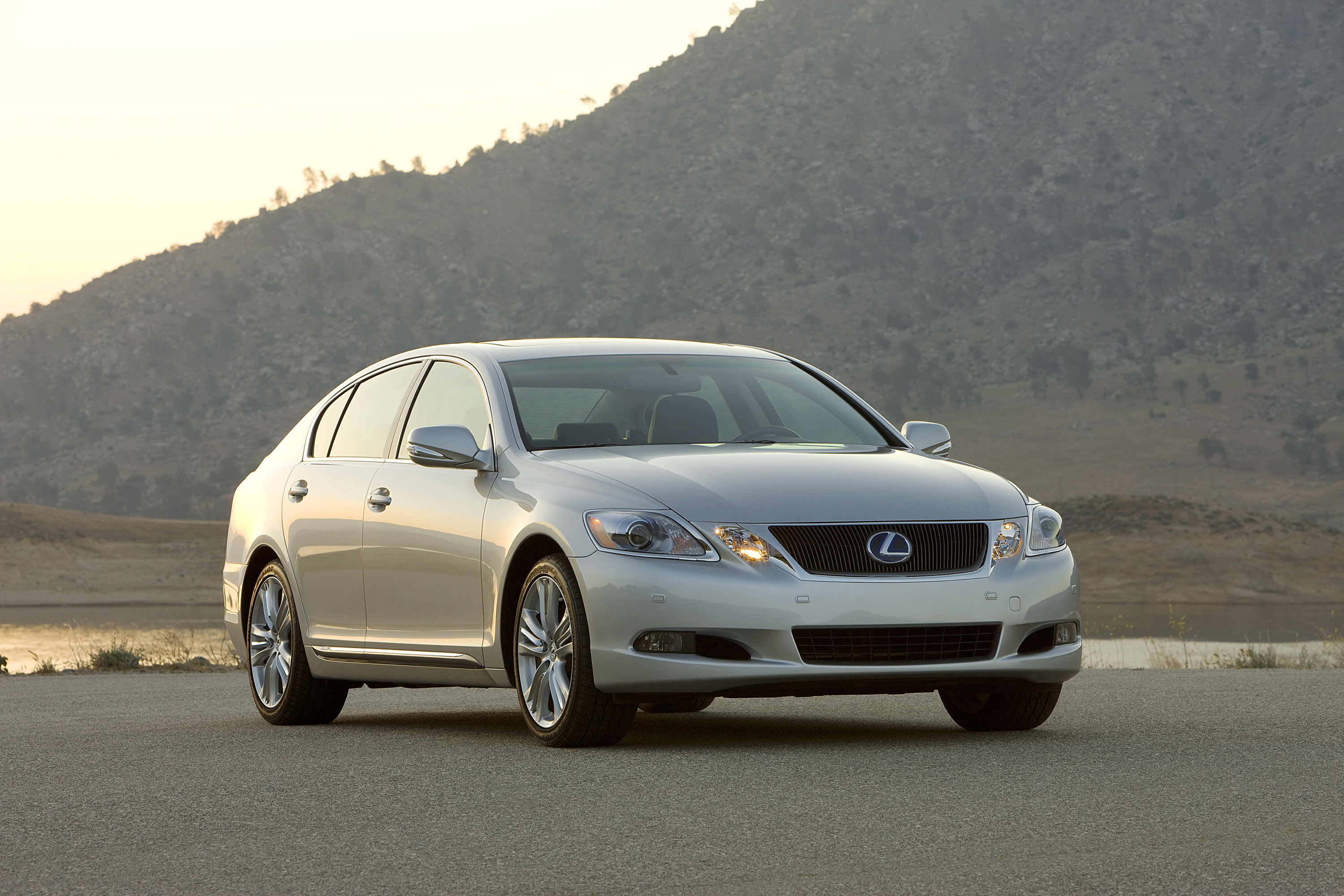 2009 Lexus GS 450h HD Pictures