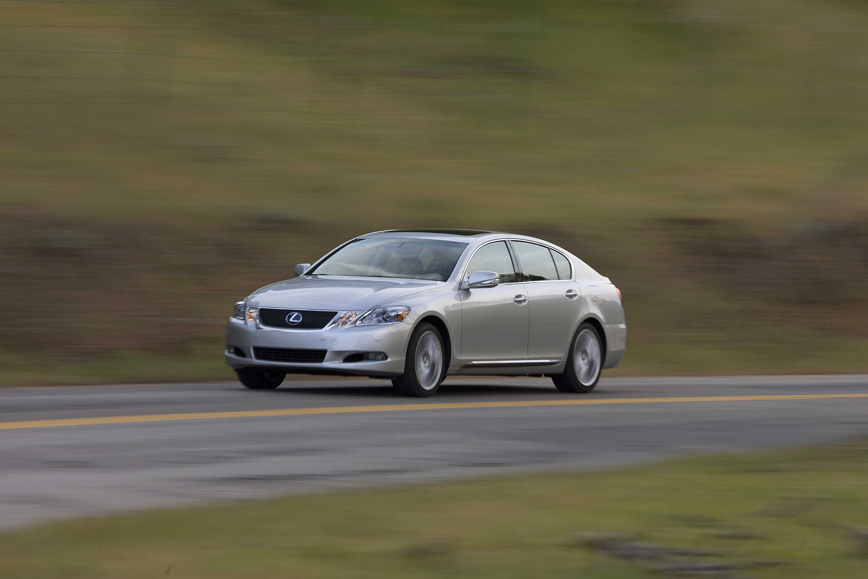 Lexus GS 450h photo #17