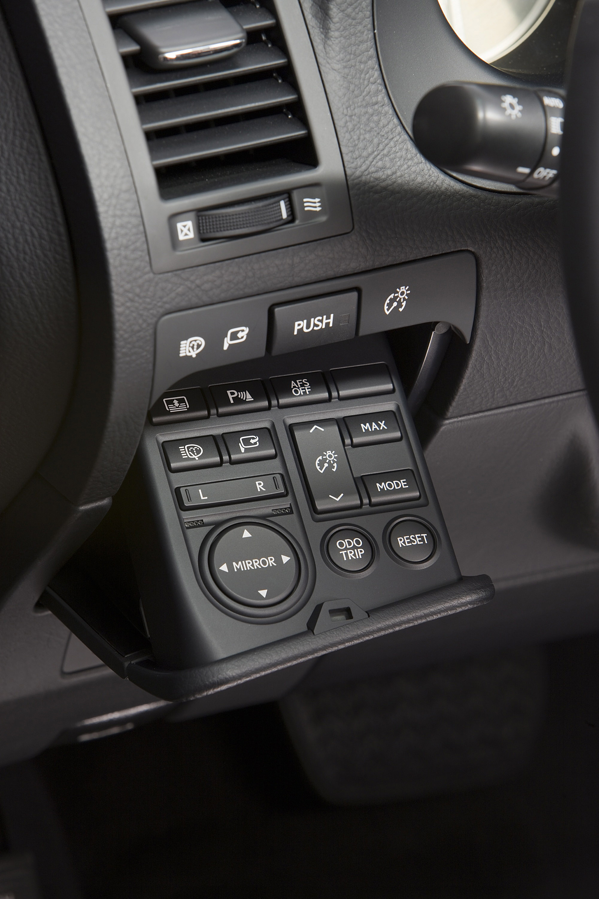 Lexus GS 450h photo #31