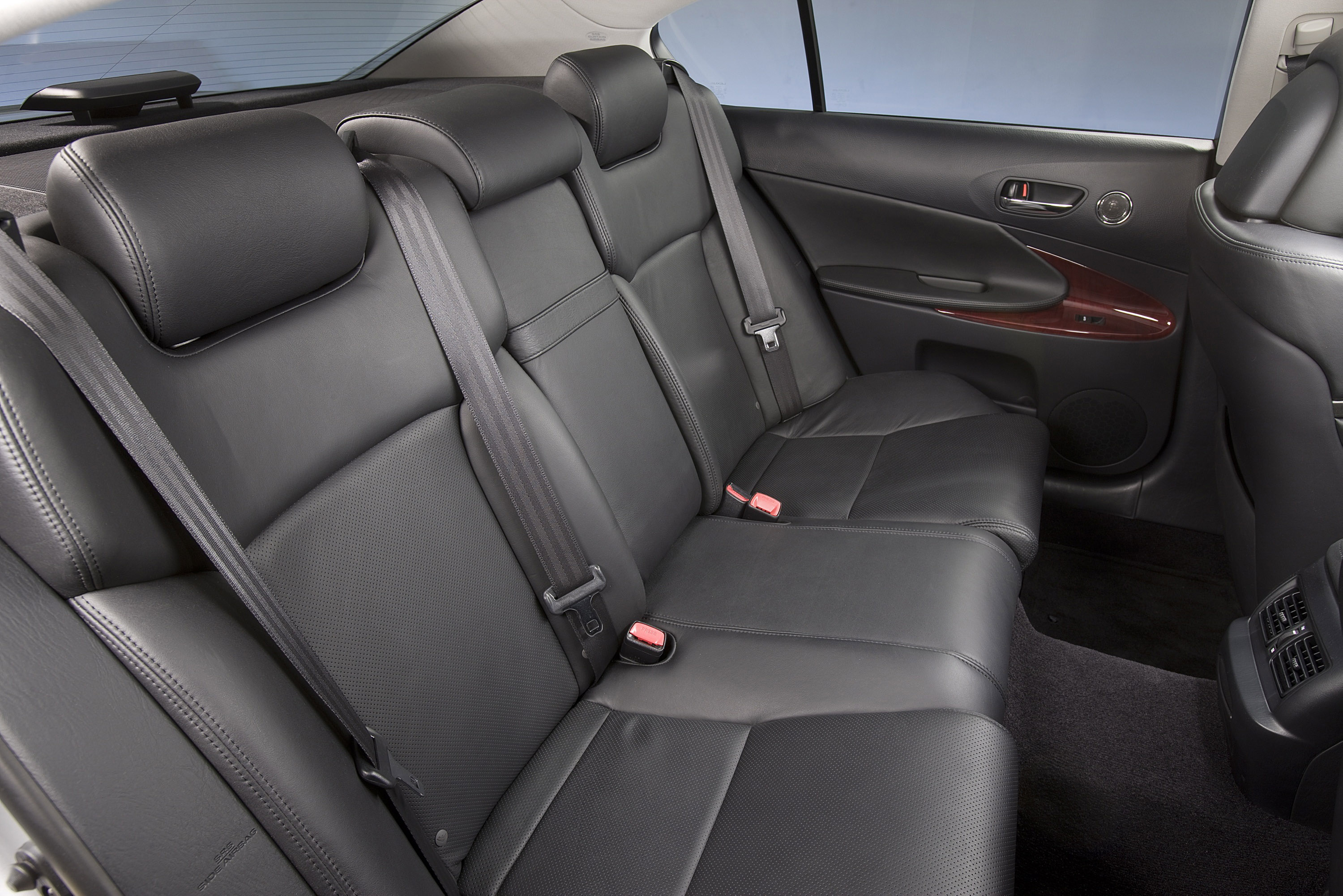 Lexus GS 450h photo #33