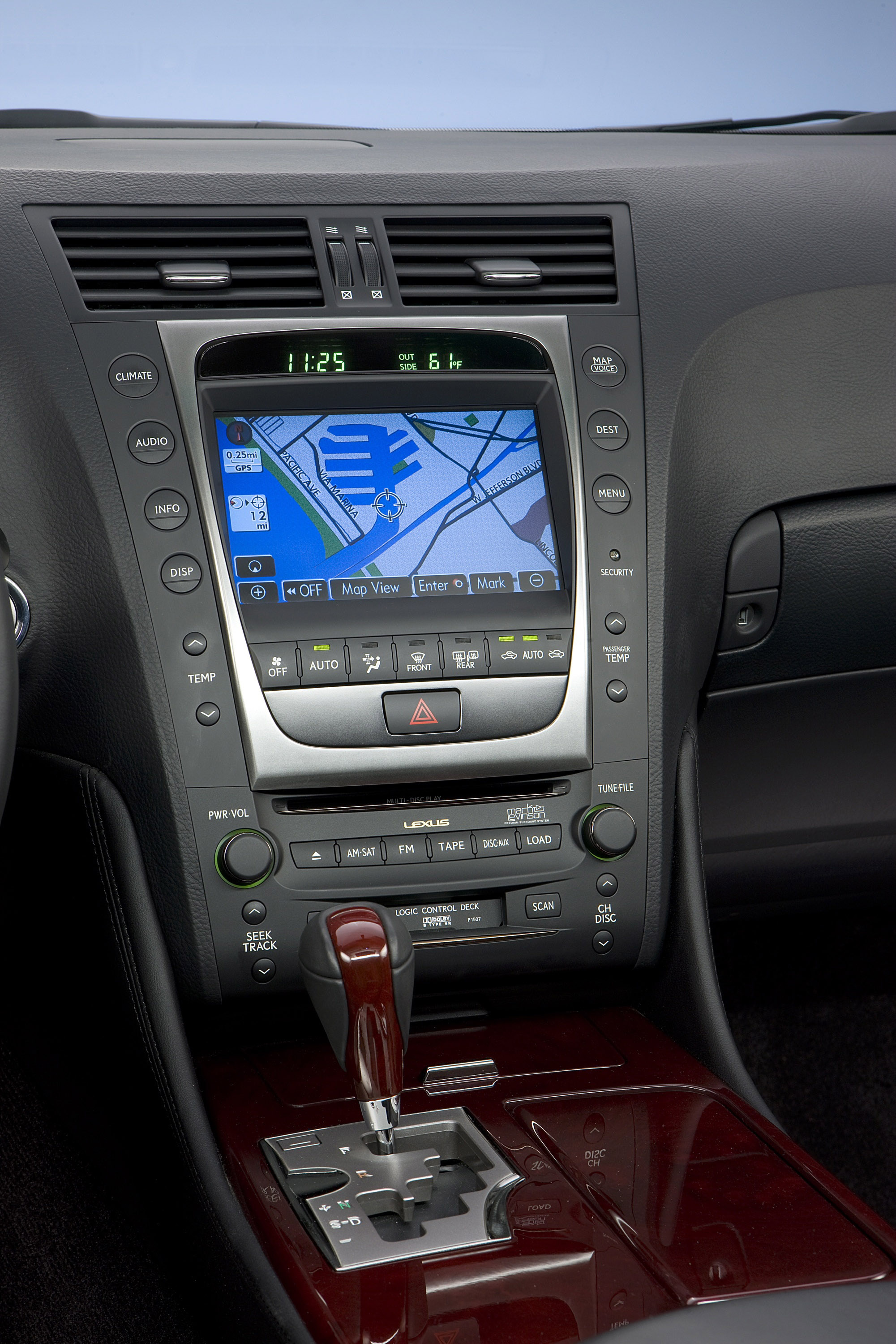 Lexus GS 450h photo #35