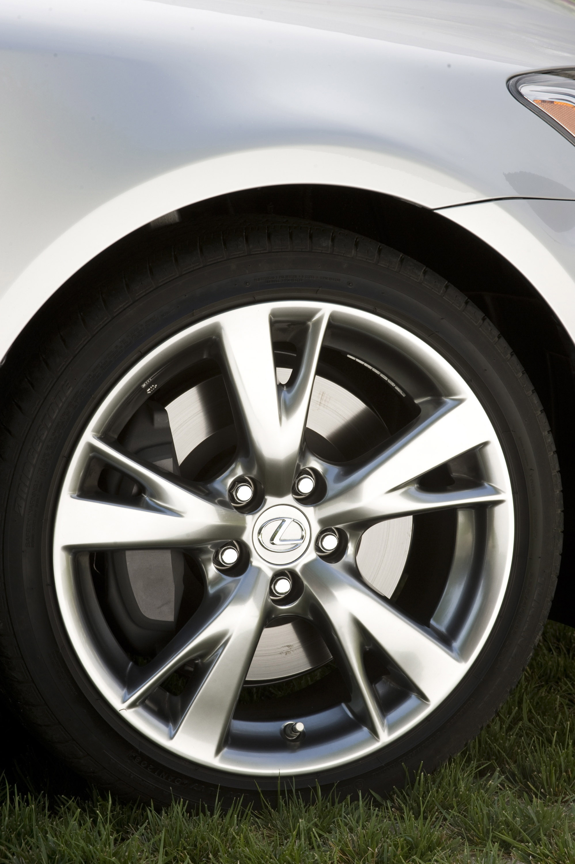 Lexus IS 350 photo #26