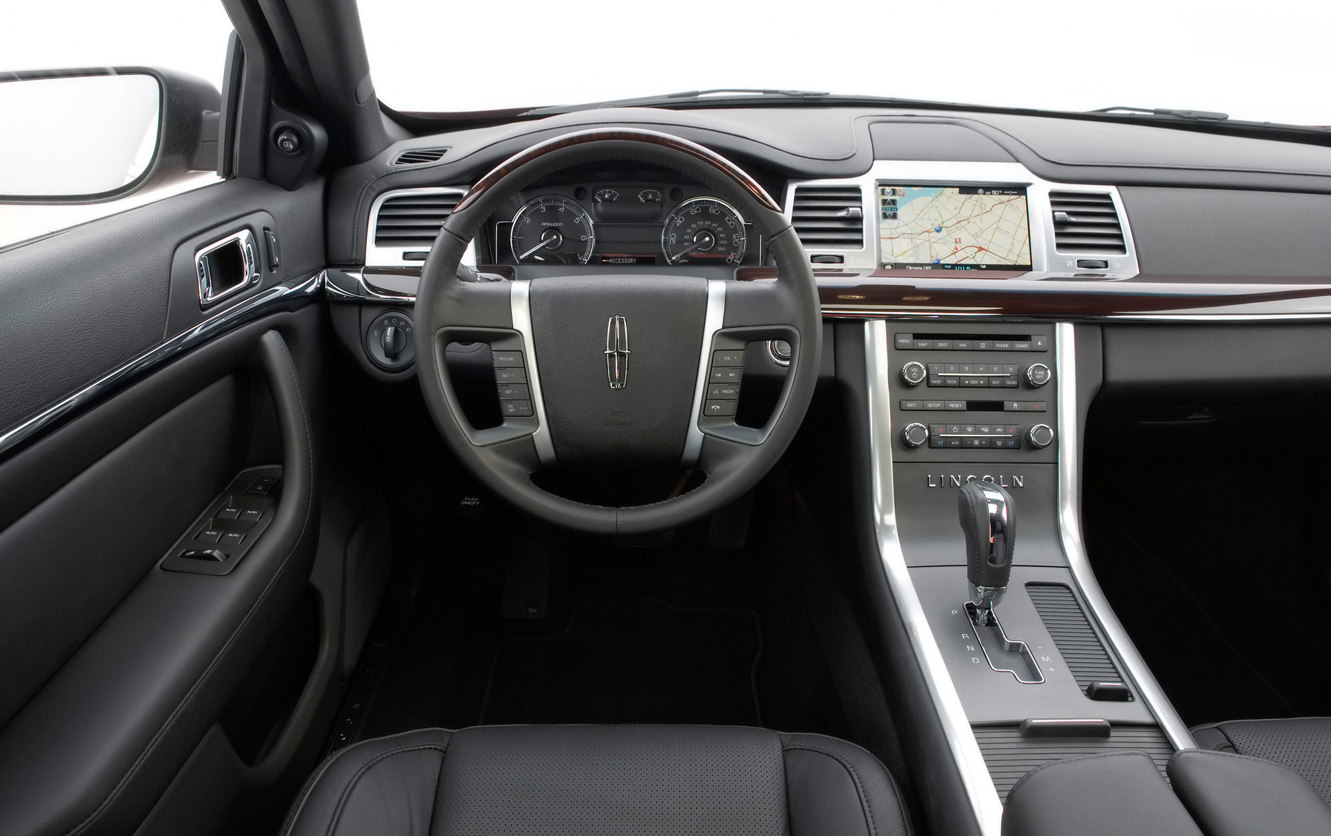 Lincoln MKS photo #18