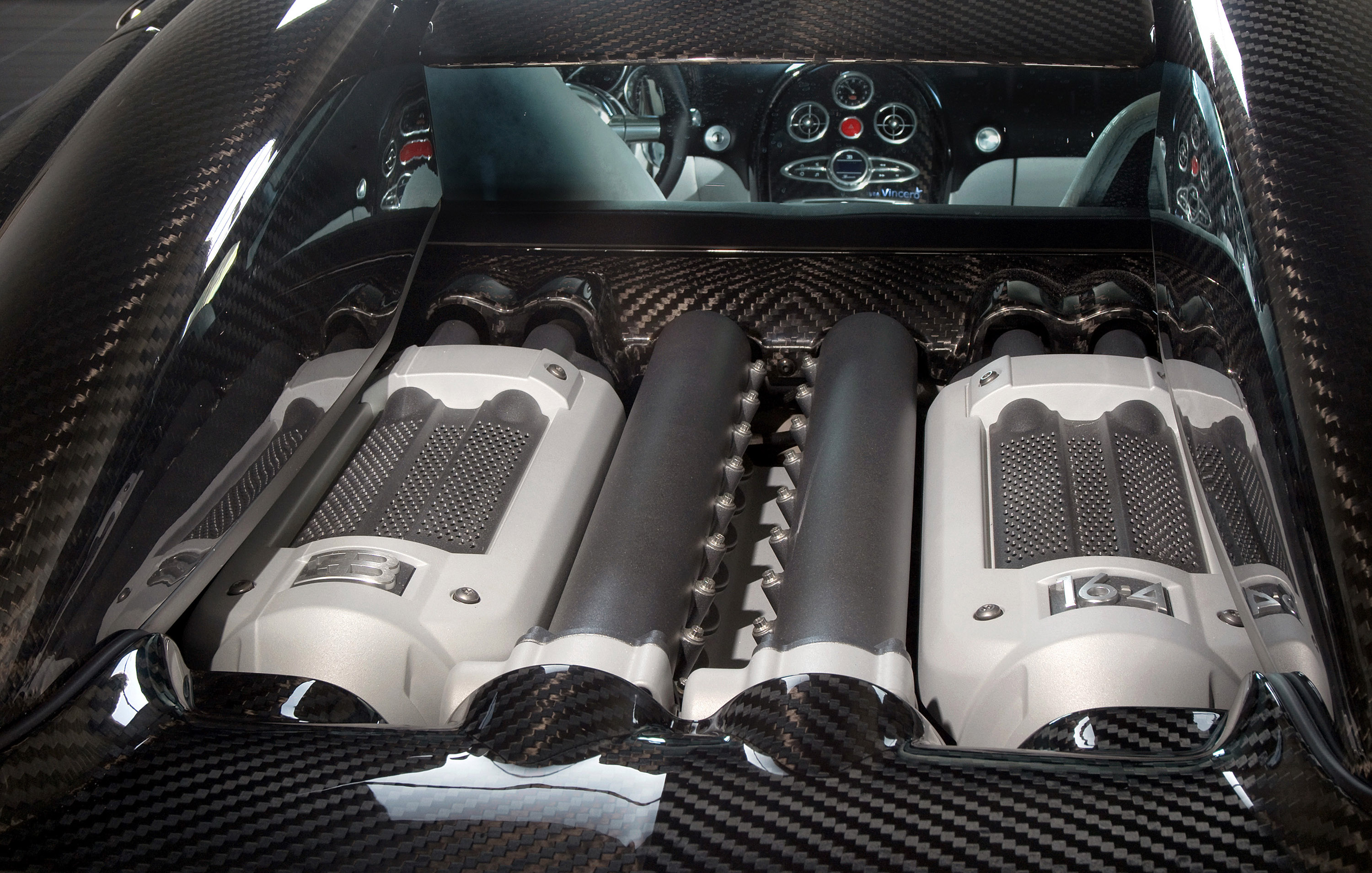 Bugatti Veyron super Sport двигатель