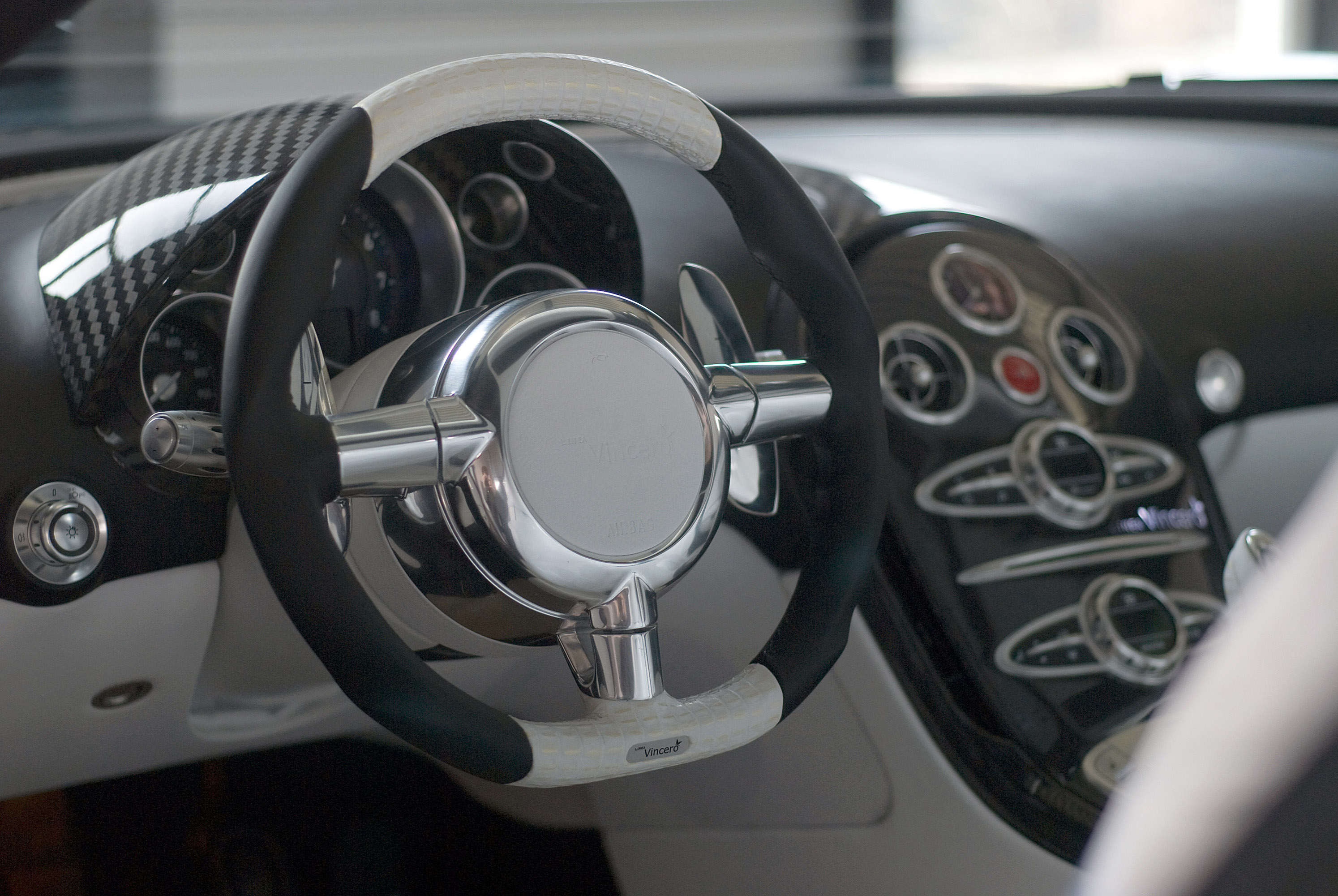 MANSORY LINEA Vincero Bugatti Veyron 16.4 photo #34