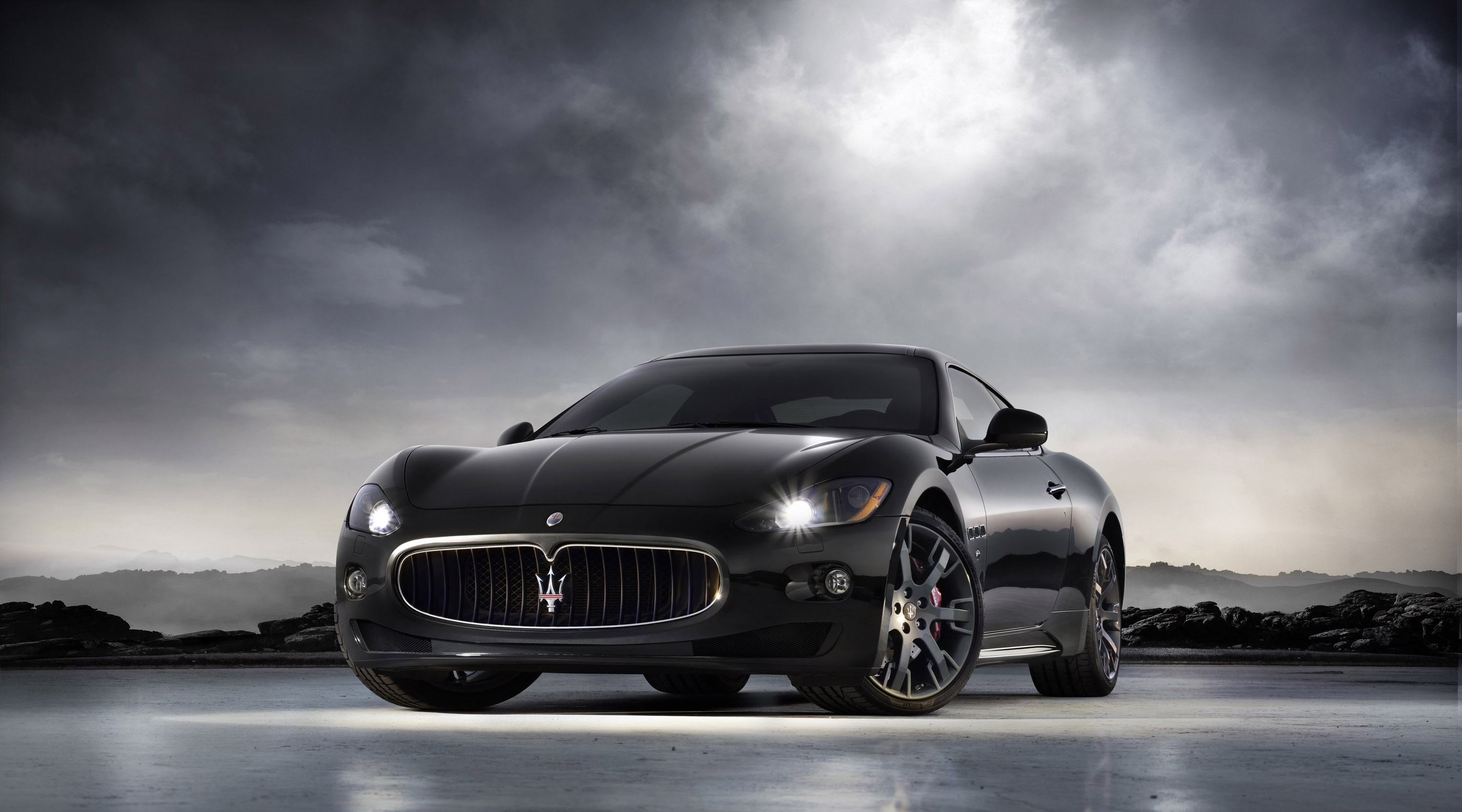 Maserati GranTurismo S photo #1