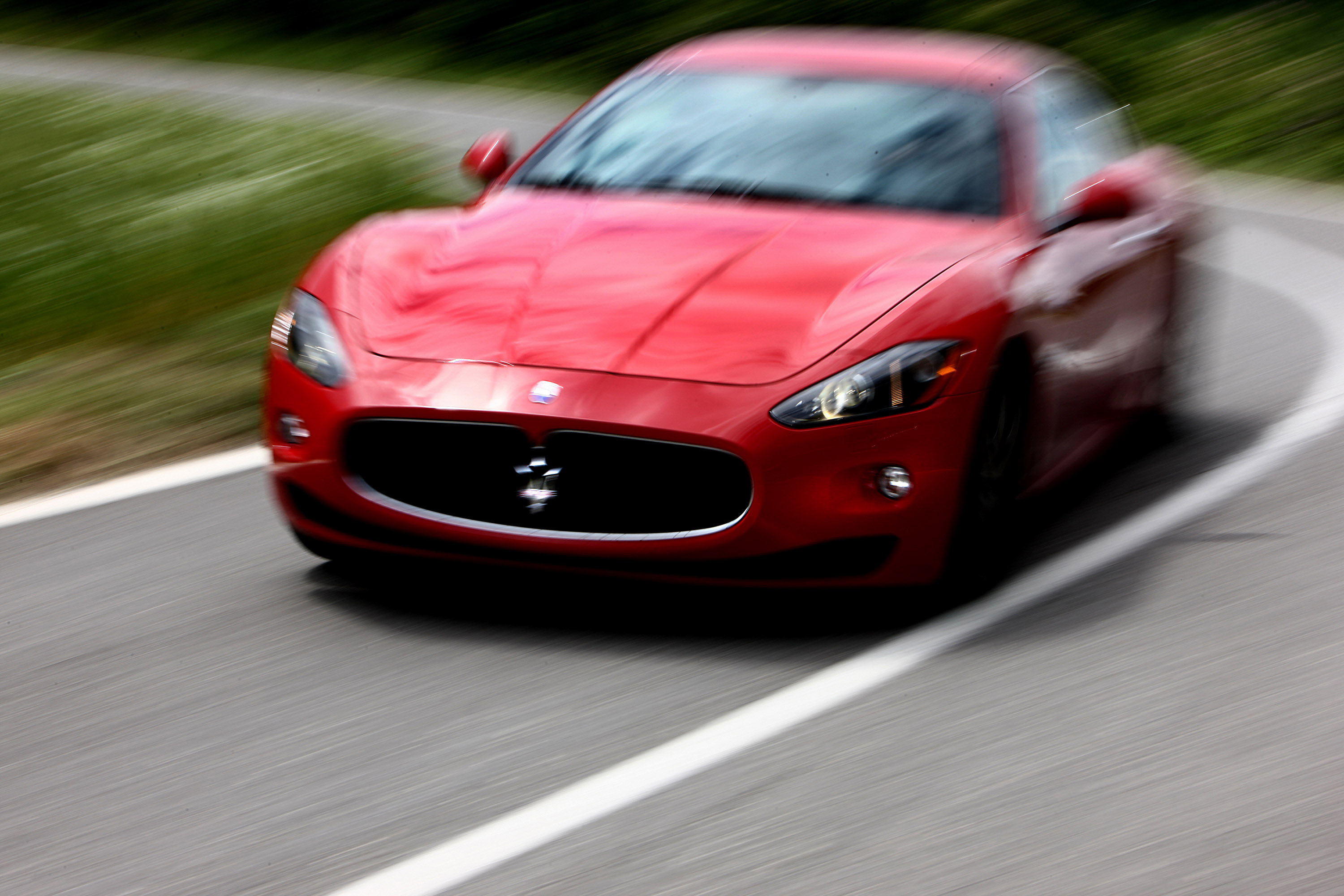 Maserati GranTurismo S photo #2