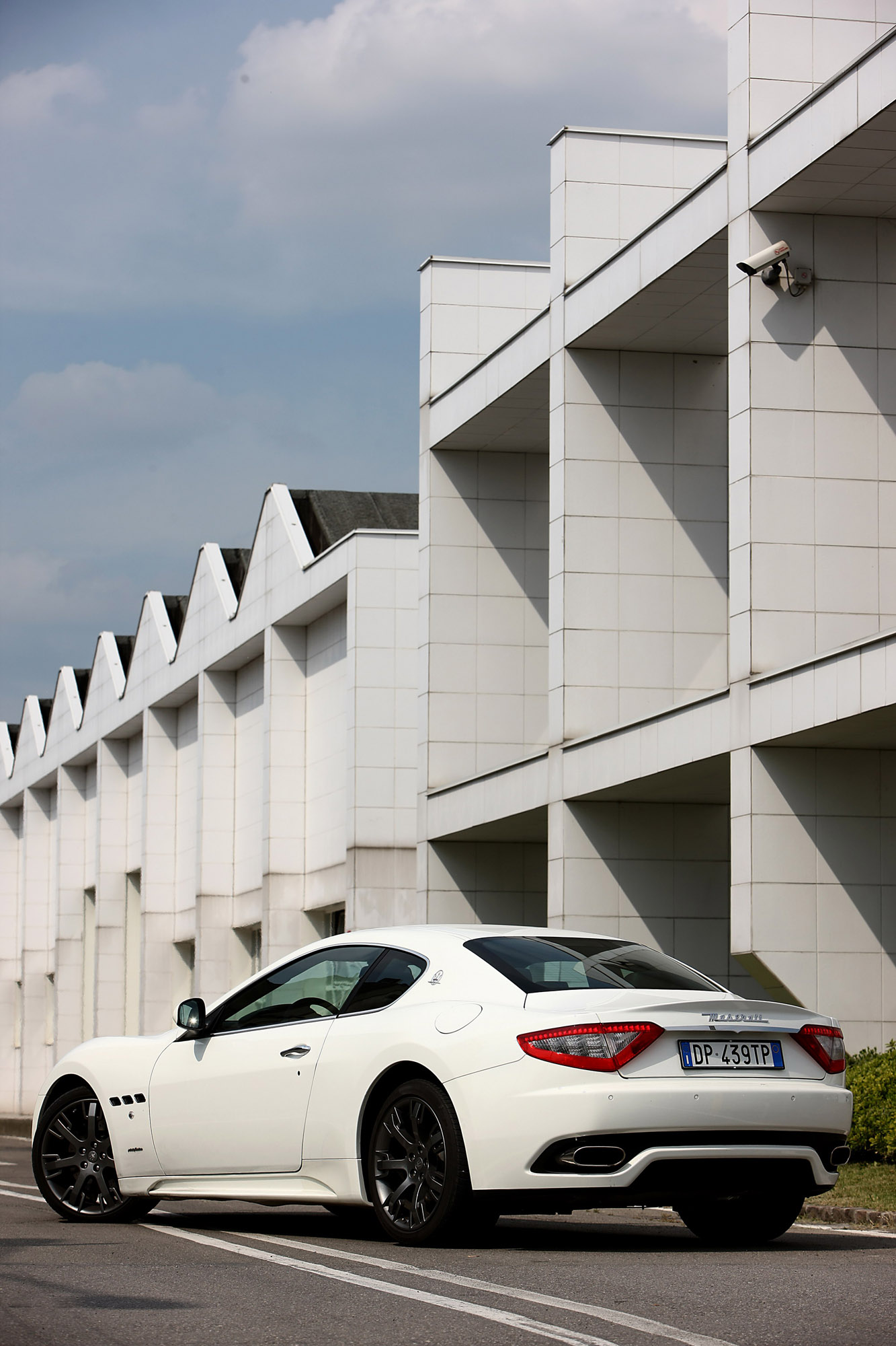 Maserati GranTurismo S photo #23