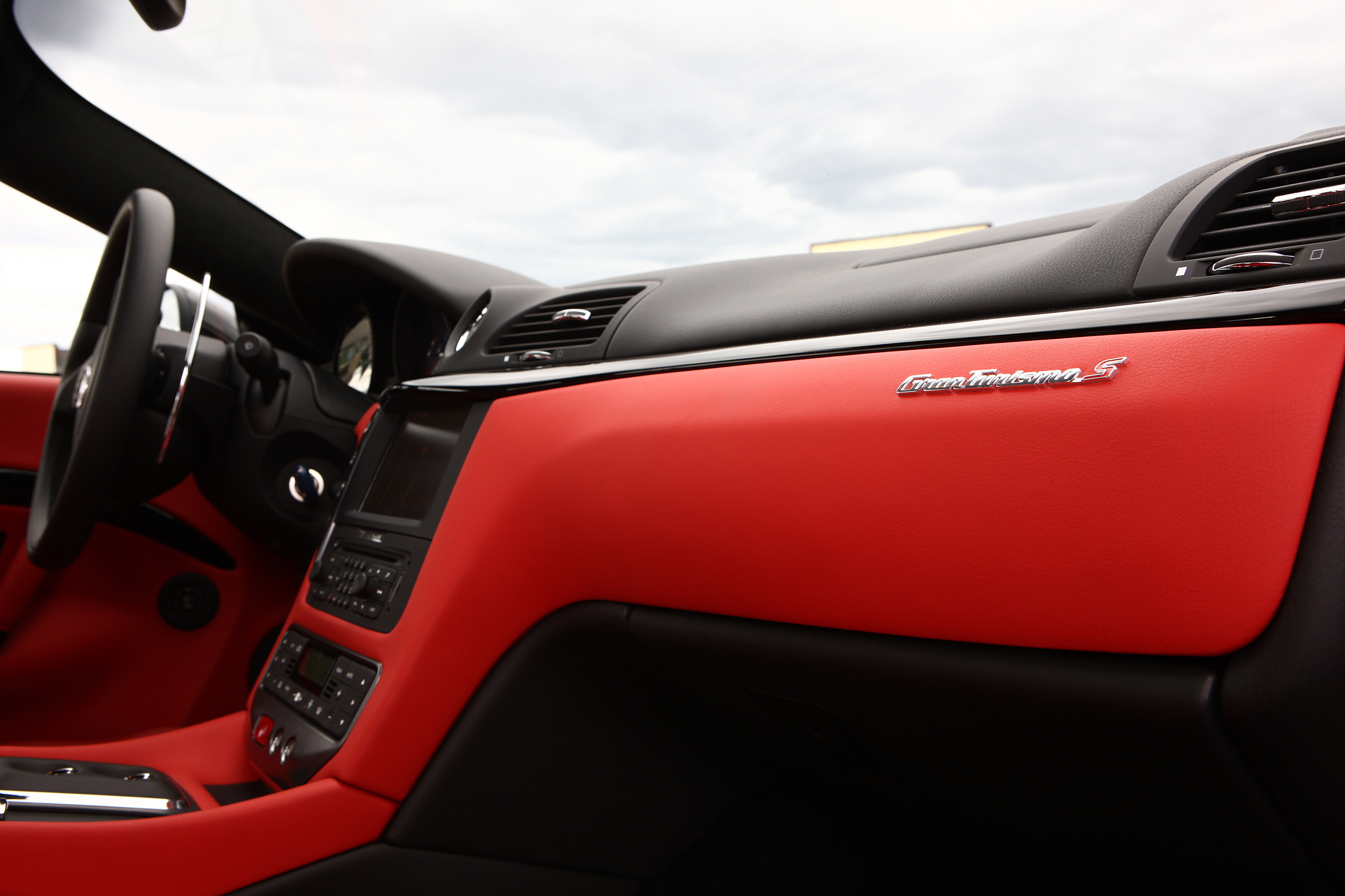 Maserati GranTurismo S photo #34