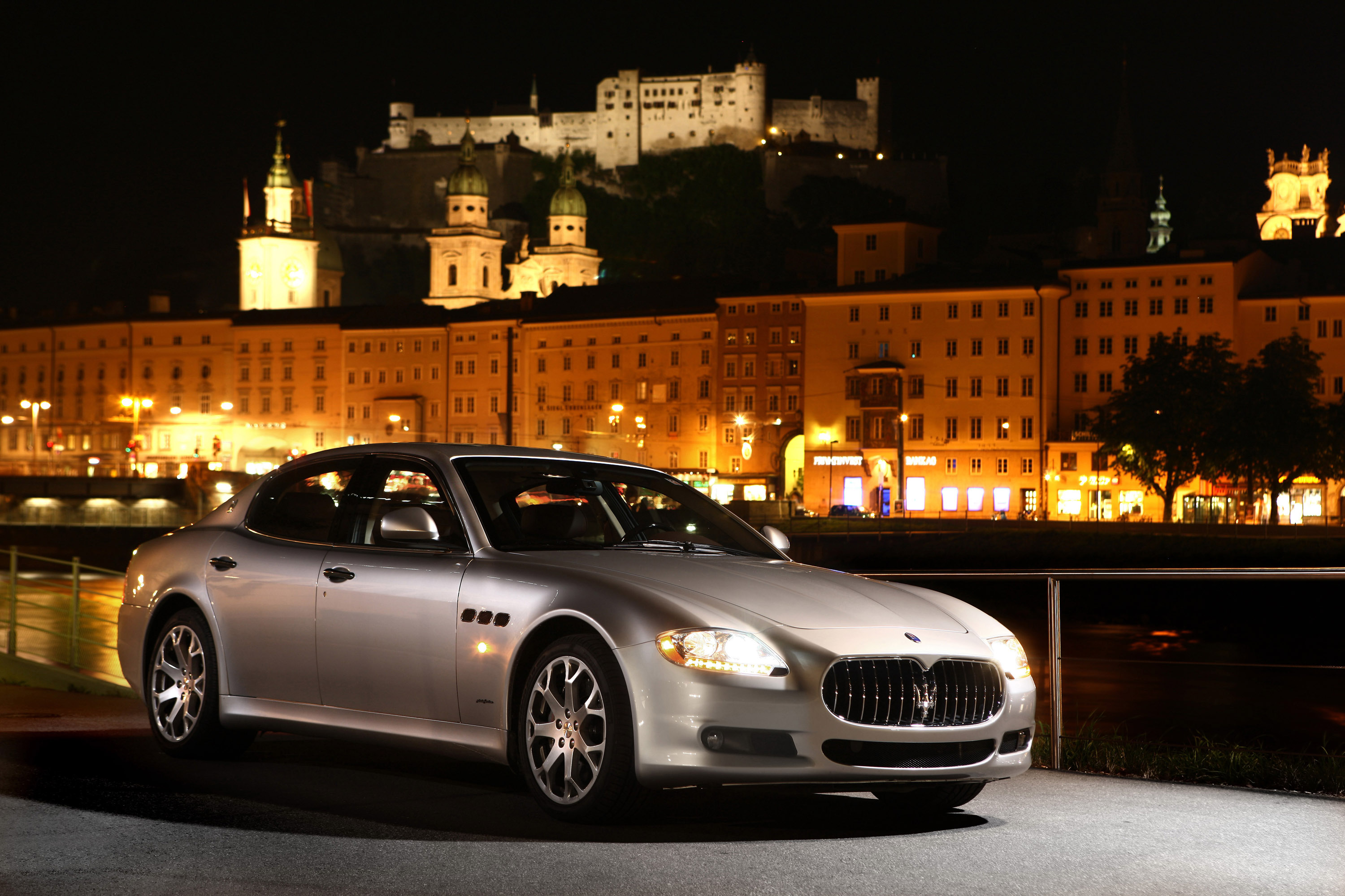 Maserati Quattroporte photo #3