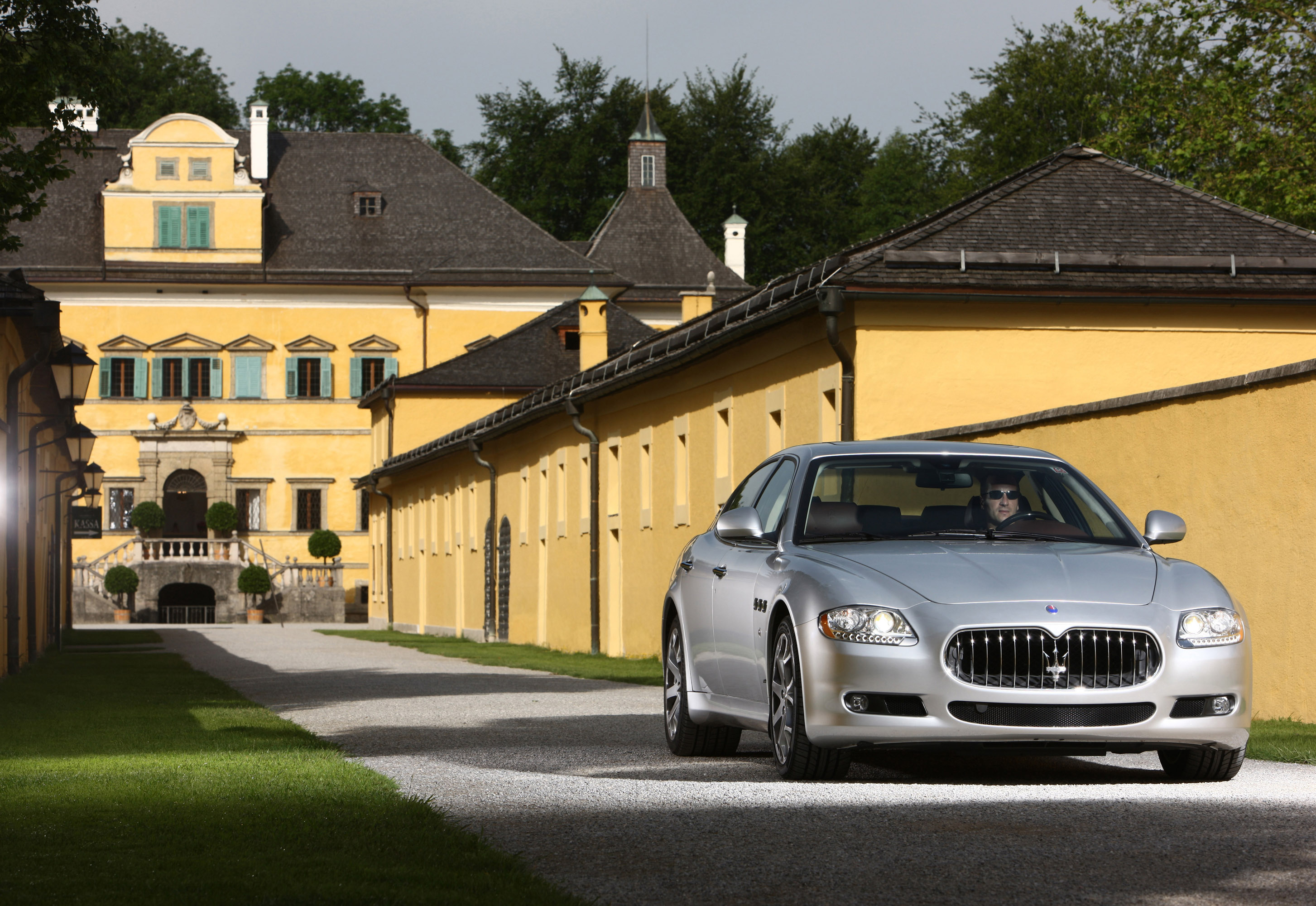 Maserati Quattroporte photo #8