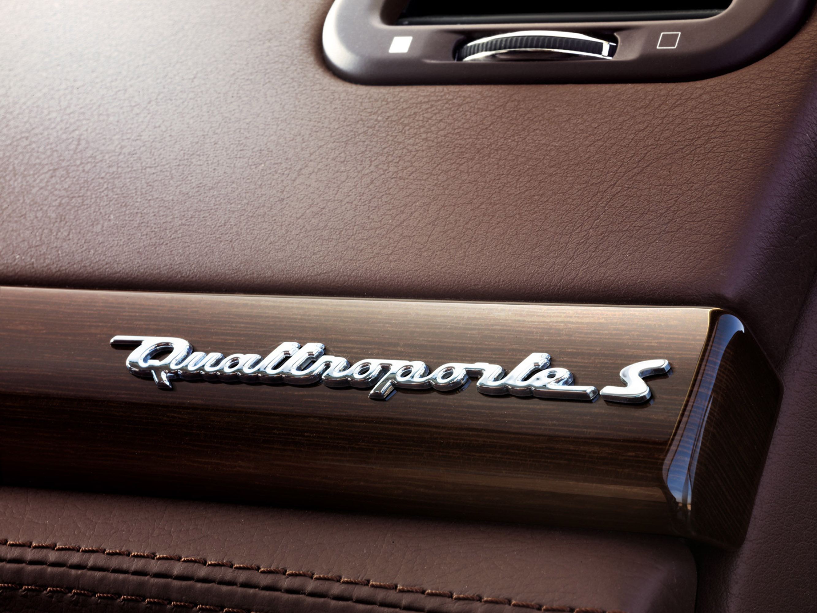 Maserati Quattroporte photo #14