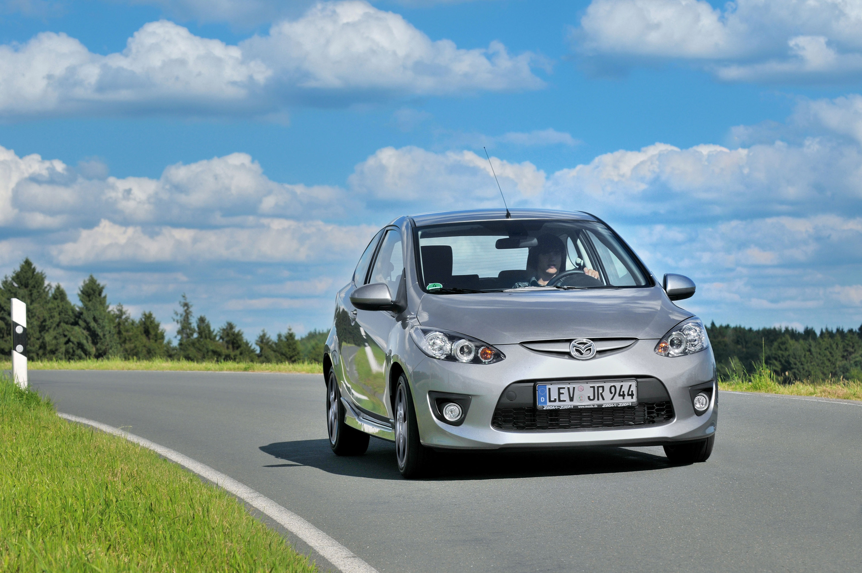 Mazda 2 3-Door photo #19
