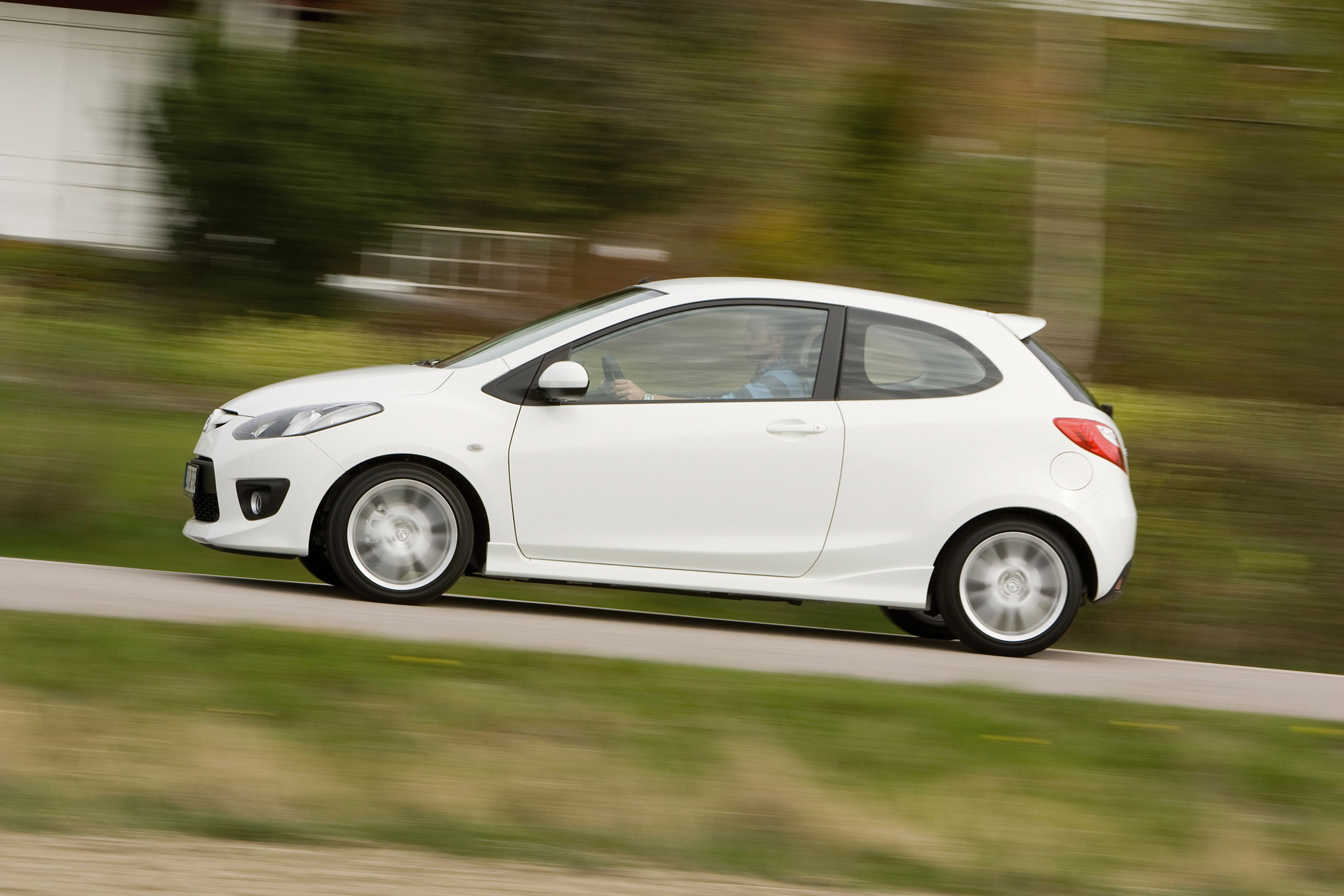 Mazda 2 3-Door photo #30