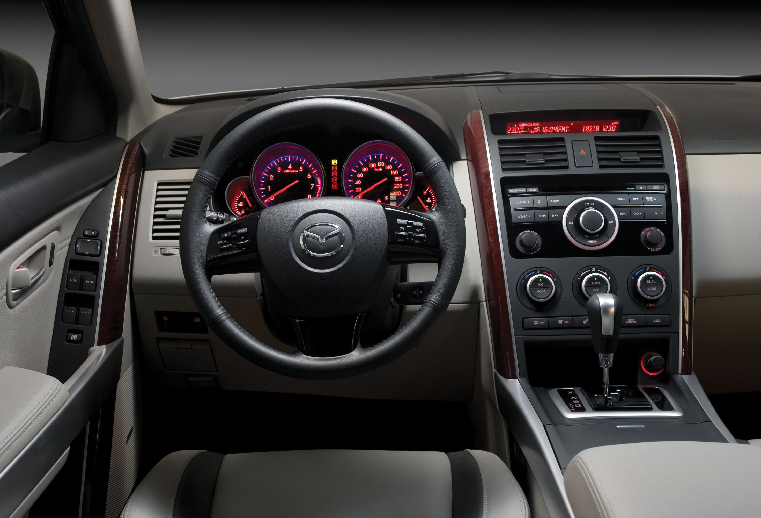 Mazda CX9 photo #17