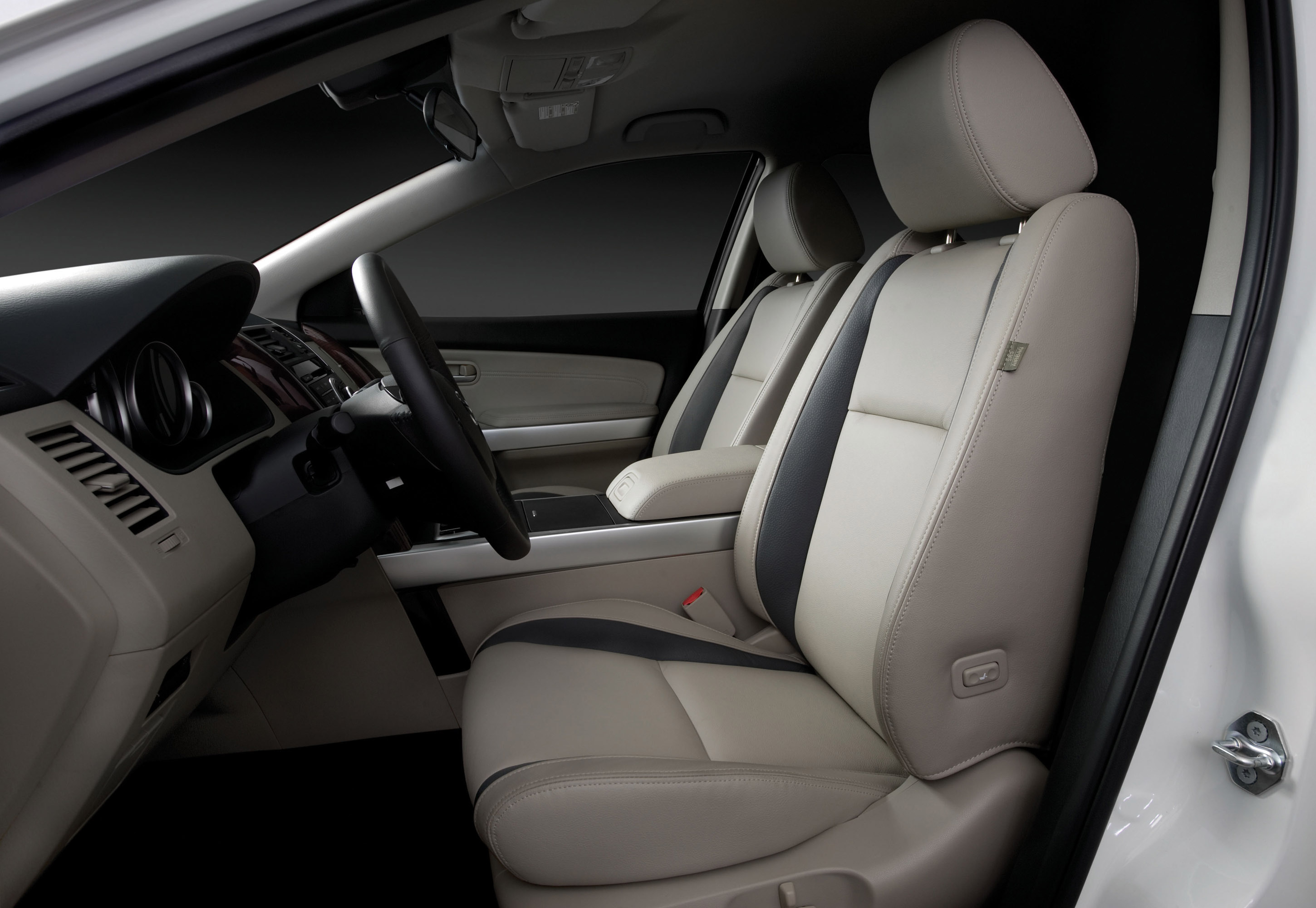 Mazda CX9 photo #21