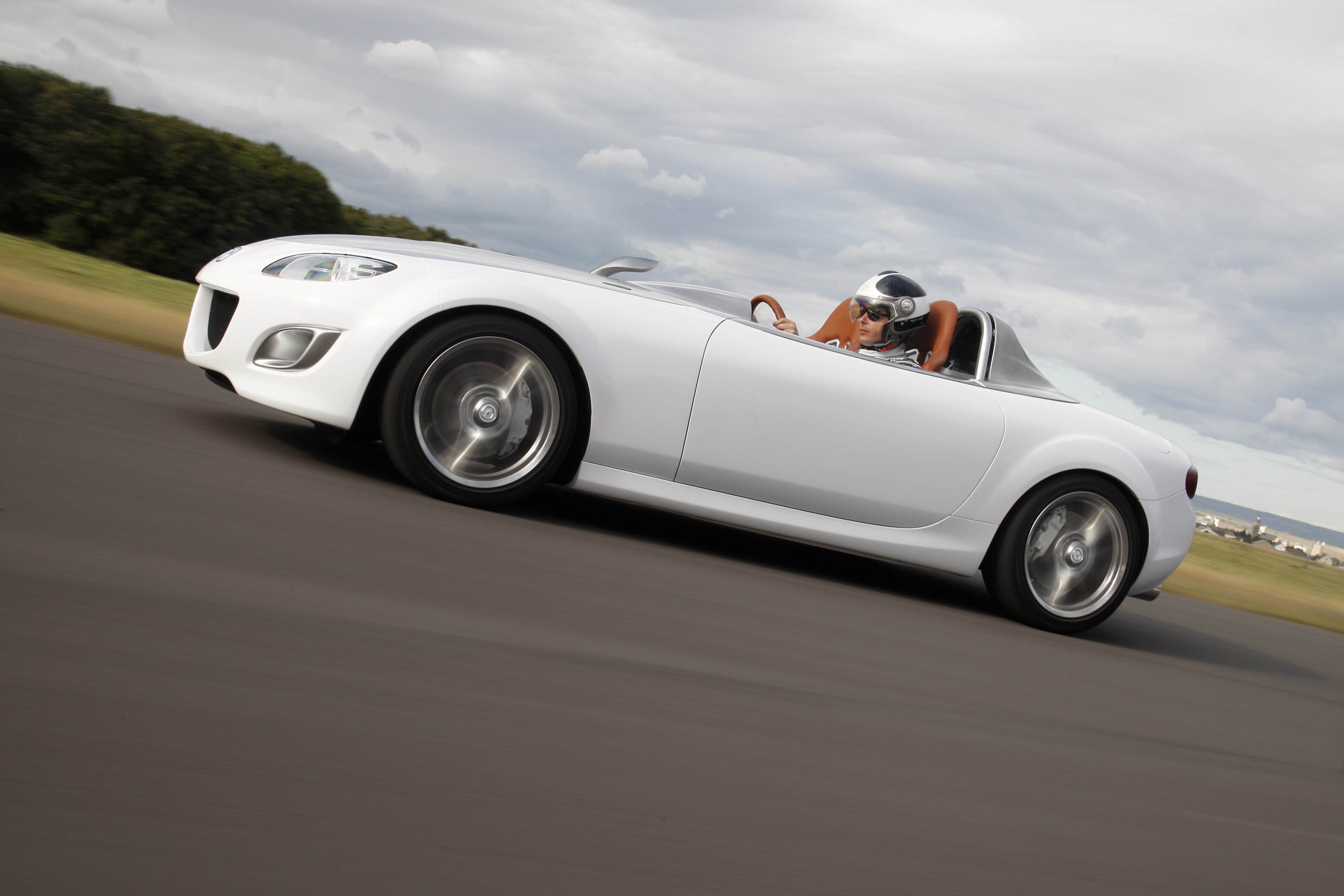 Mazda MX-5 Superlight Concept photo #15