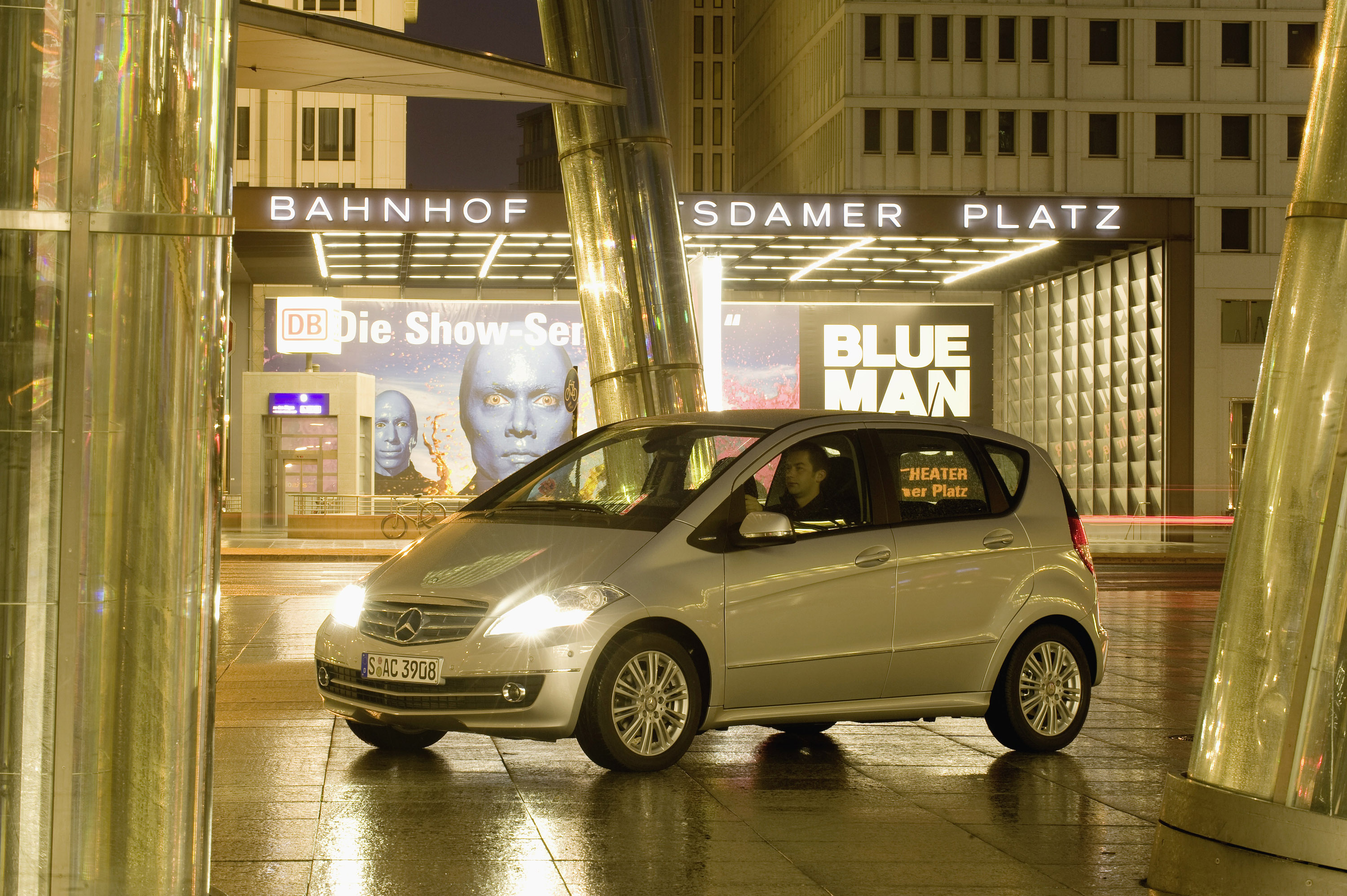 Mercedes-Benz A-Class photo #17