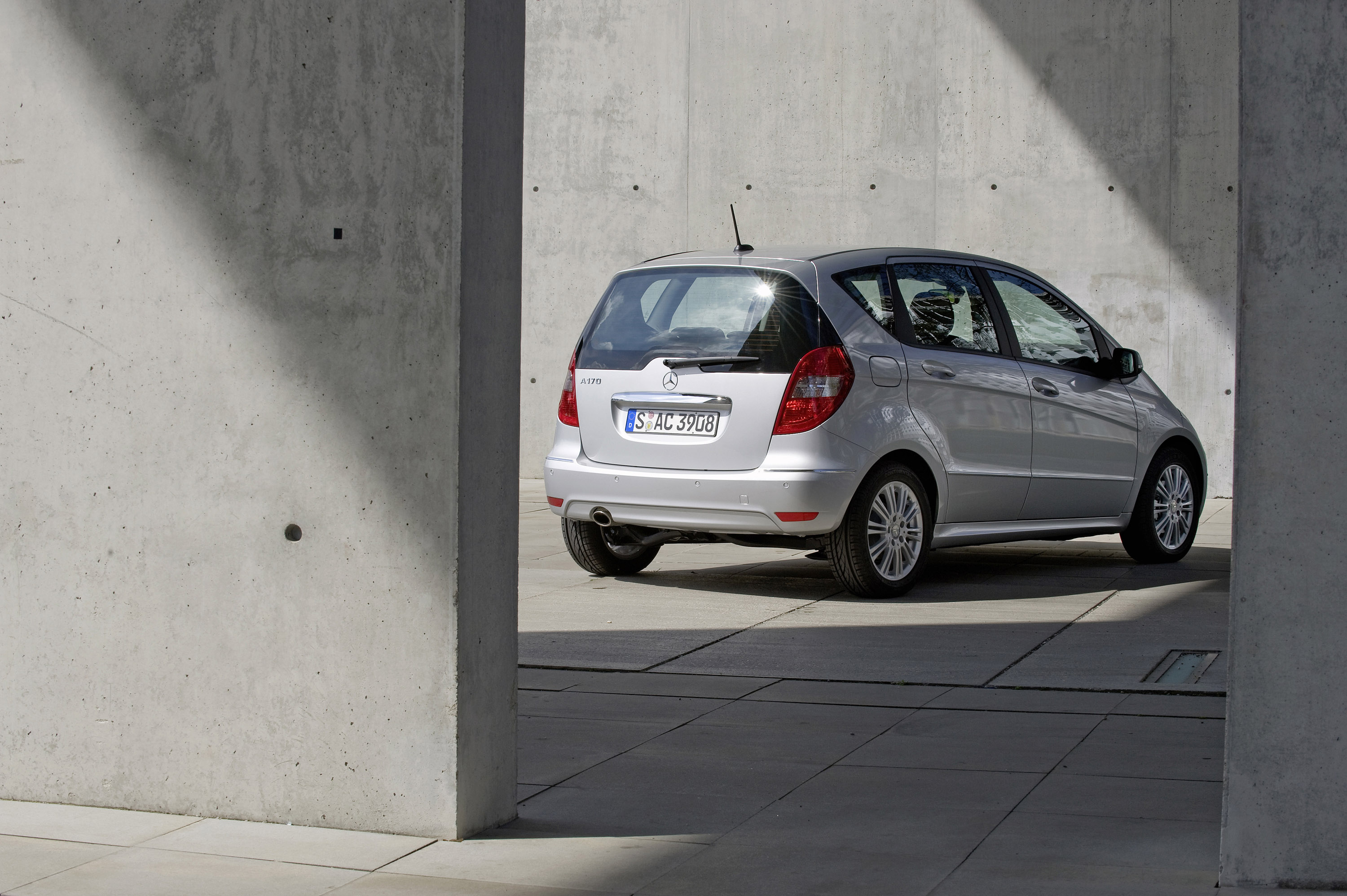 Mercedes-Benz A-Class photo #38