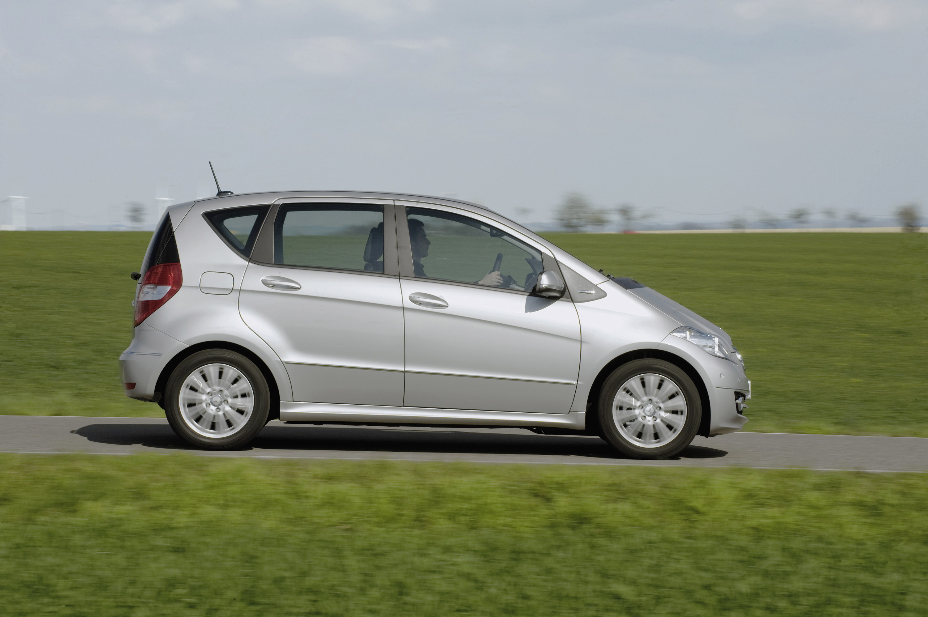 Mercedes-Benz A-Class photo #40