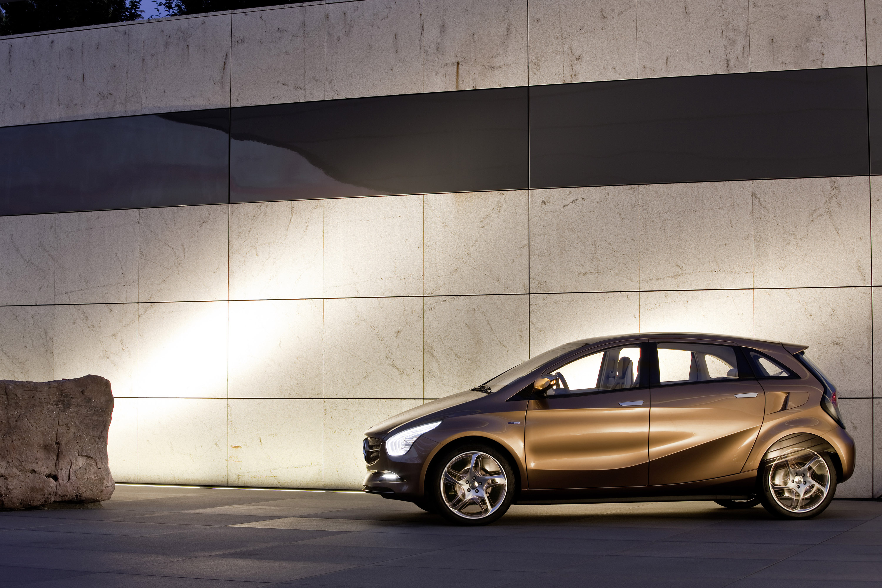 Mercedes-Benz BlueZero E-Cell Plus Concept photo #5