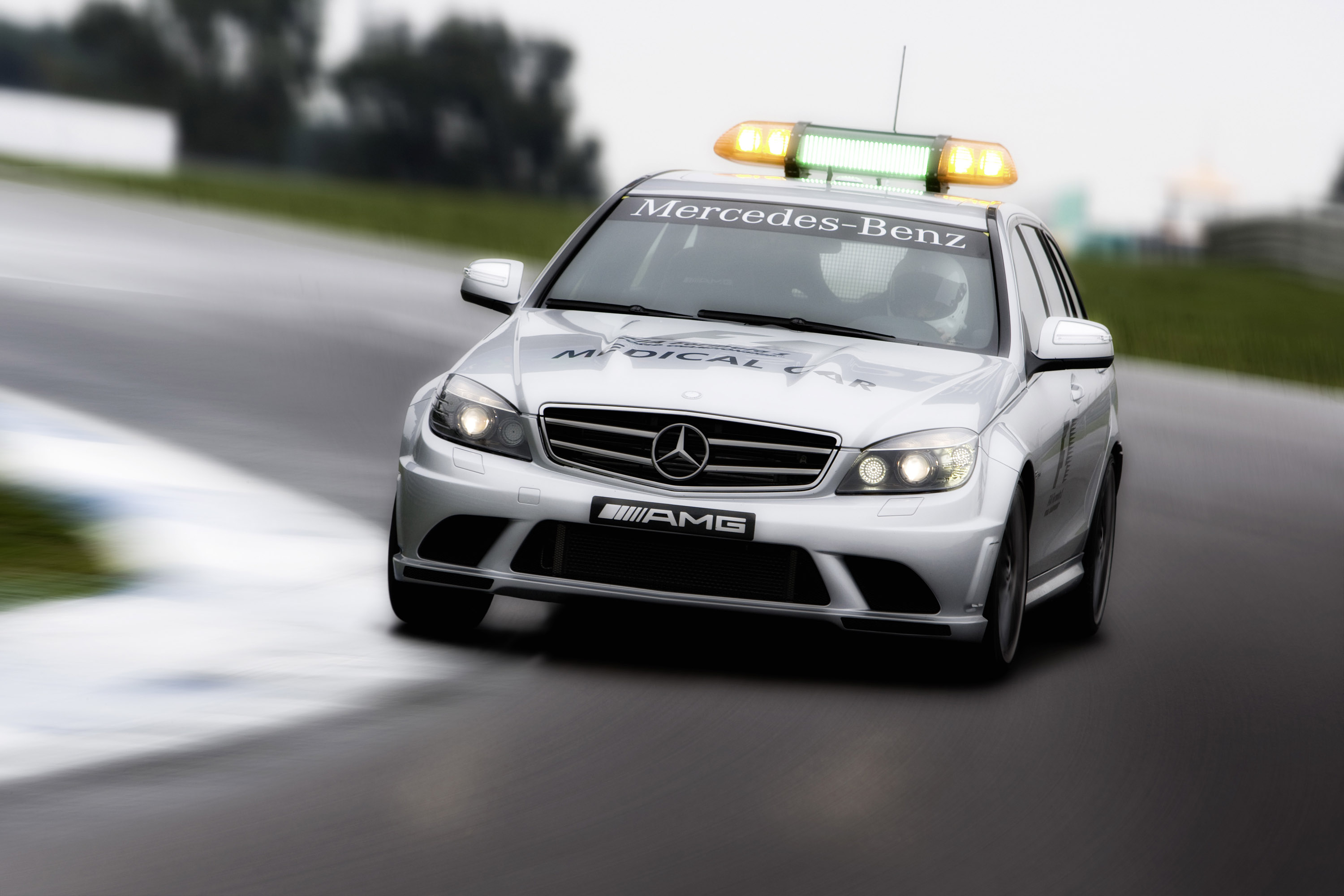 Mercedes-Benz C63 AMG Estate F1 Medical Car photo #2