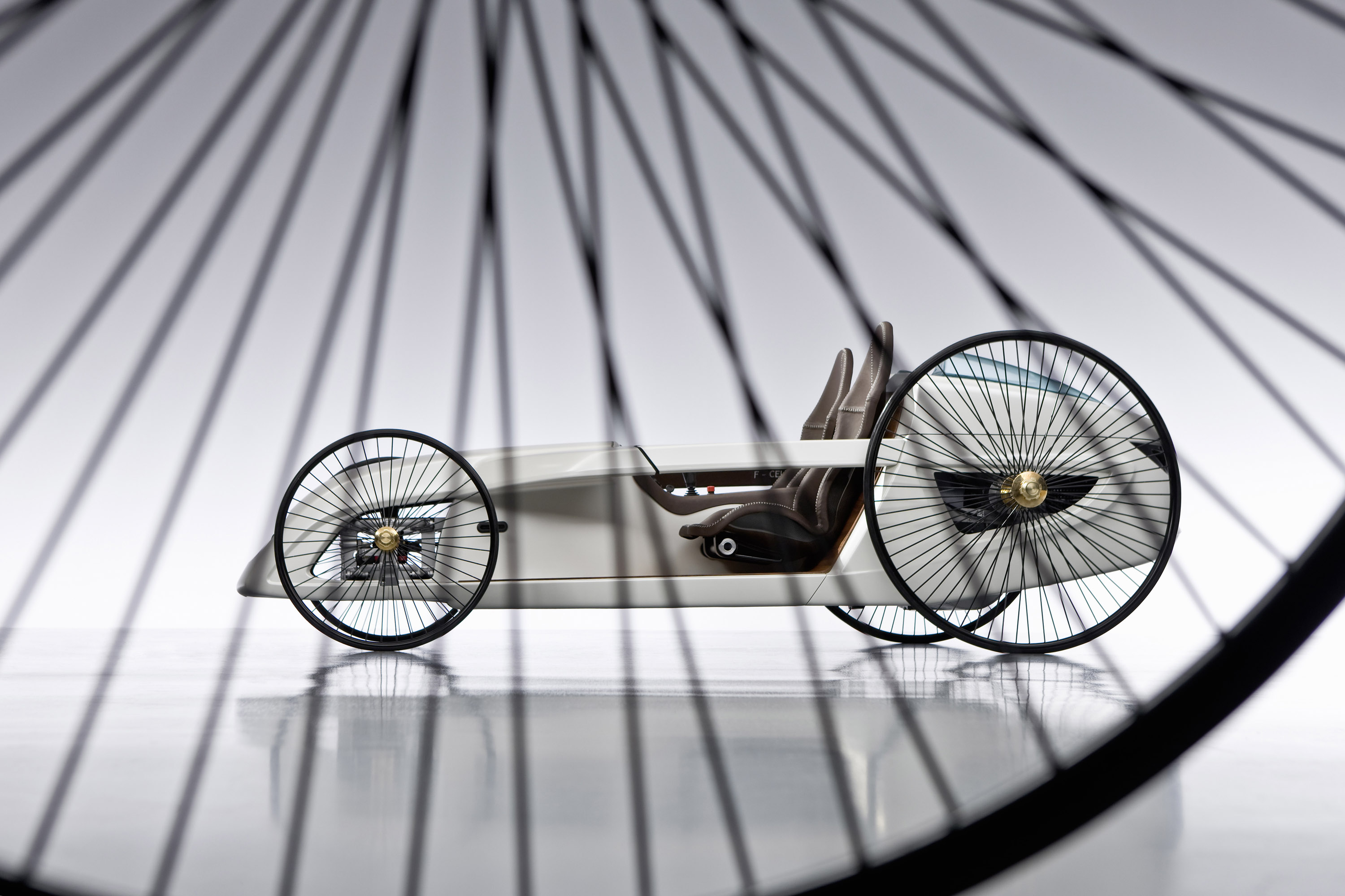 Mercedes-Benz F-Cell Roadster Concept photo #19