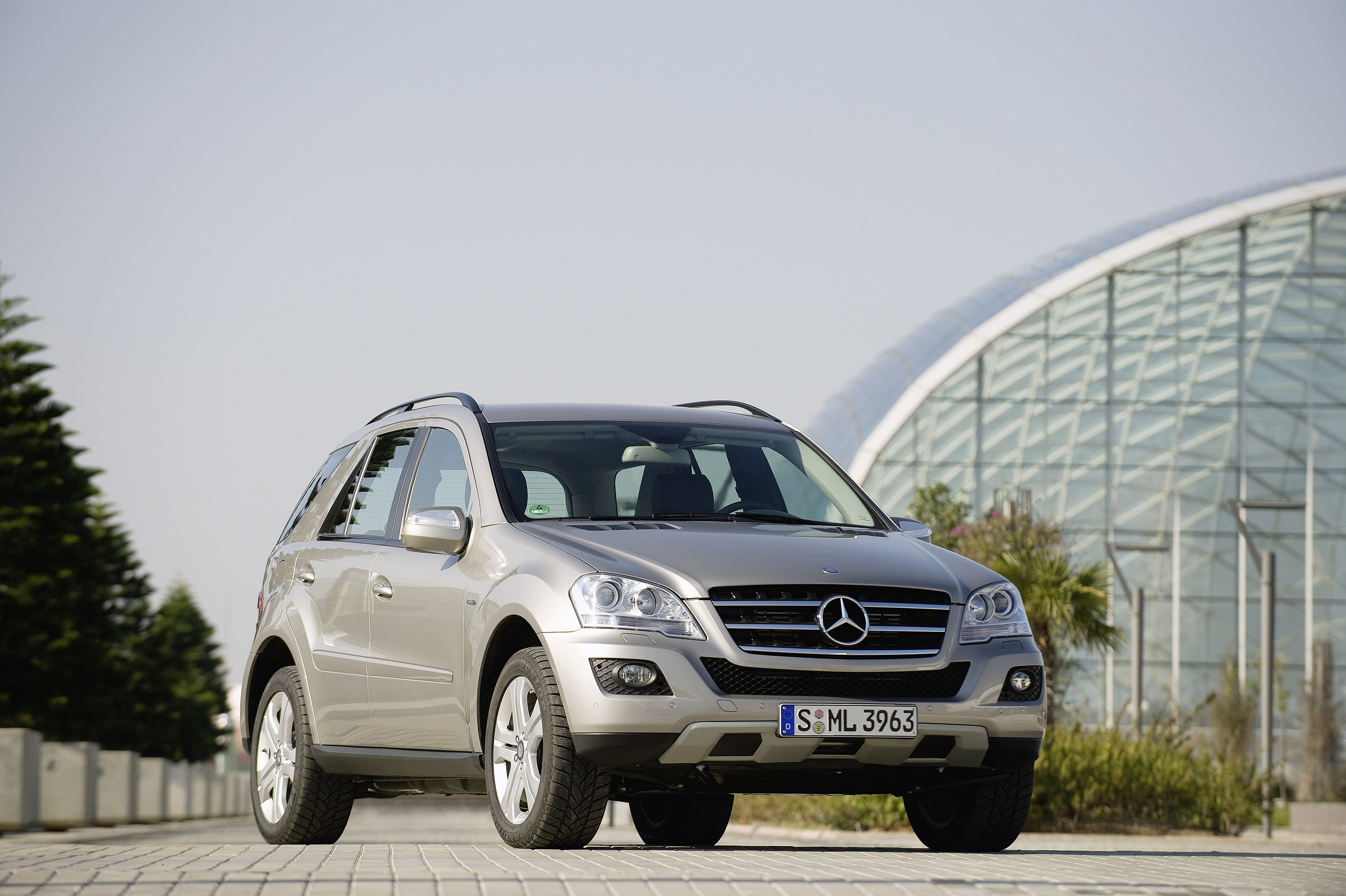 Mercedes-Benz M-Class photo #7